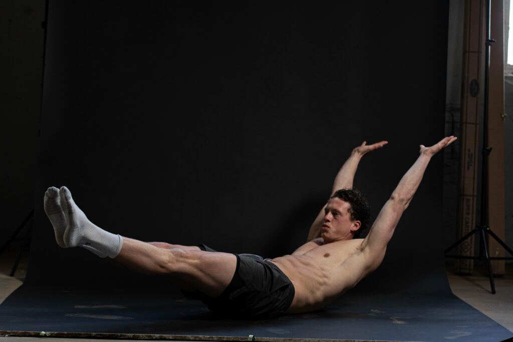 hollow body hold buikspieren