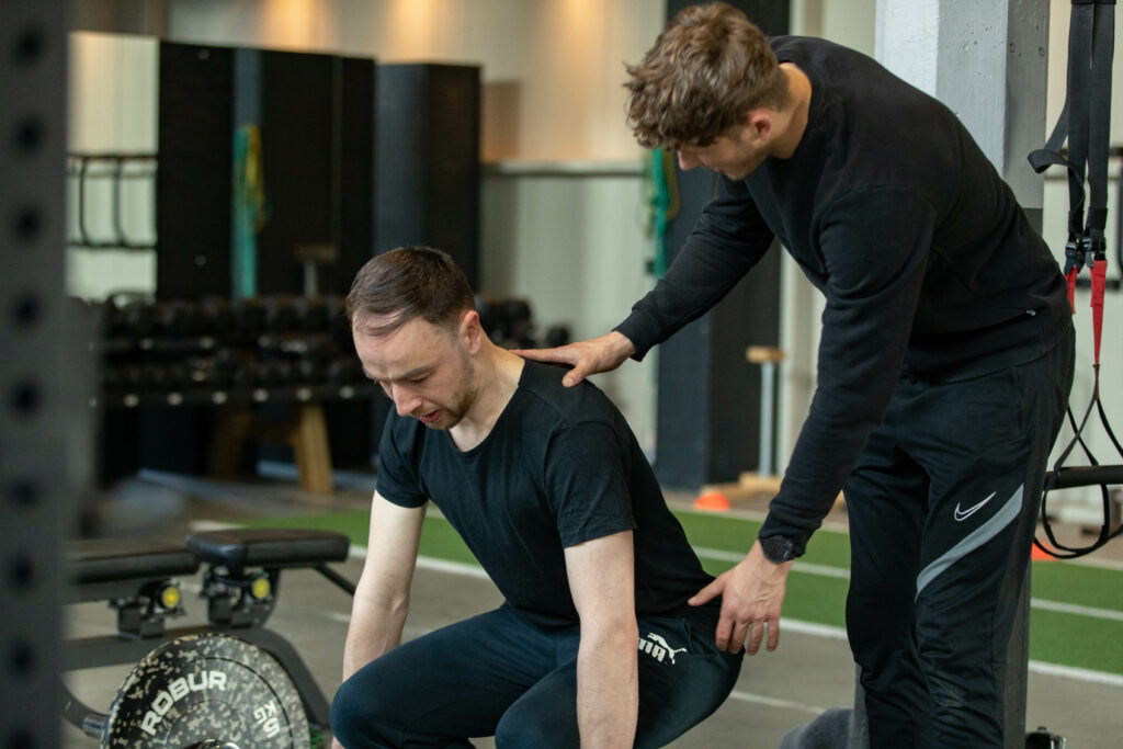 sporten met een personal trainer