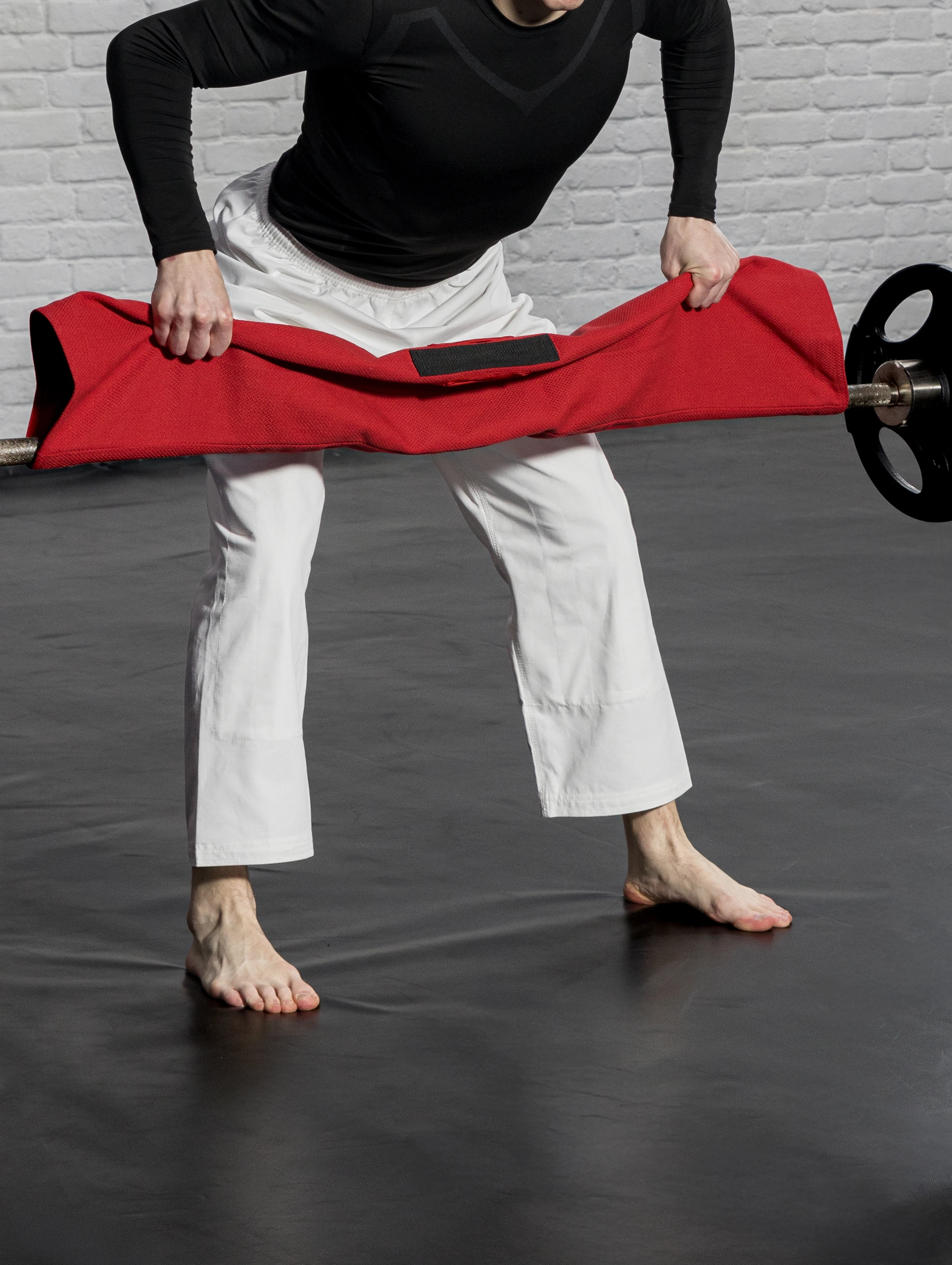 Становая тяга с красным тренажером ГРИФ: максимальная нагрузка на предплечья