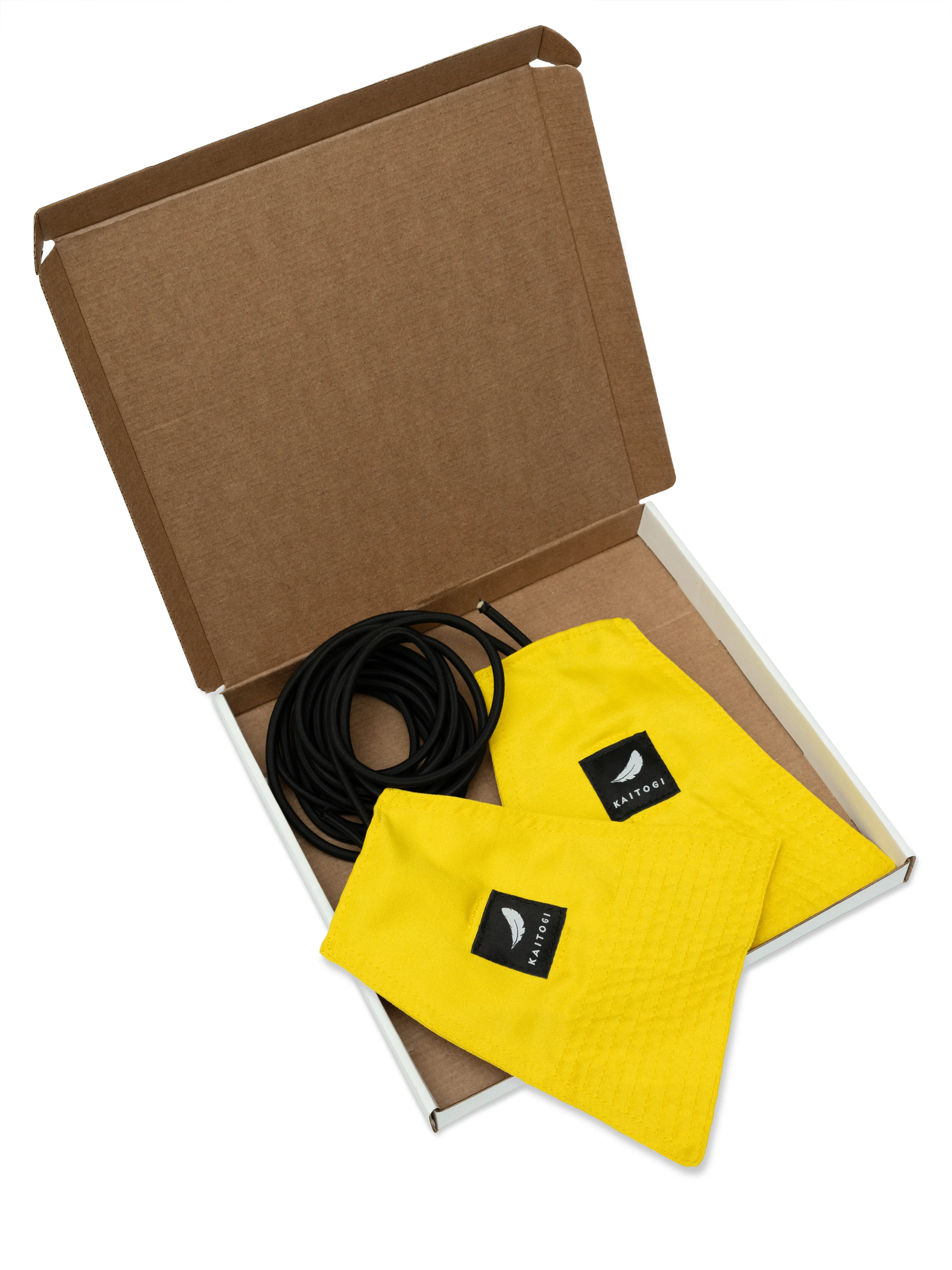 Желтый детский тренажер Учикоми Старт в упаковке. Красочный дизайн и профессиональная польза в одной коробке