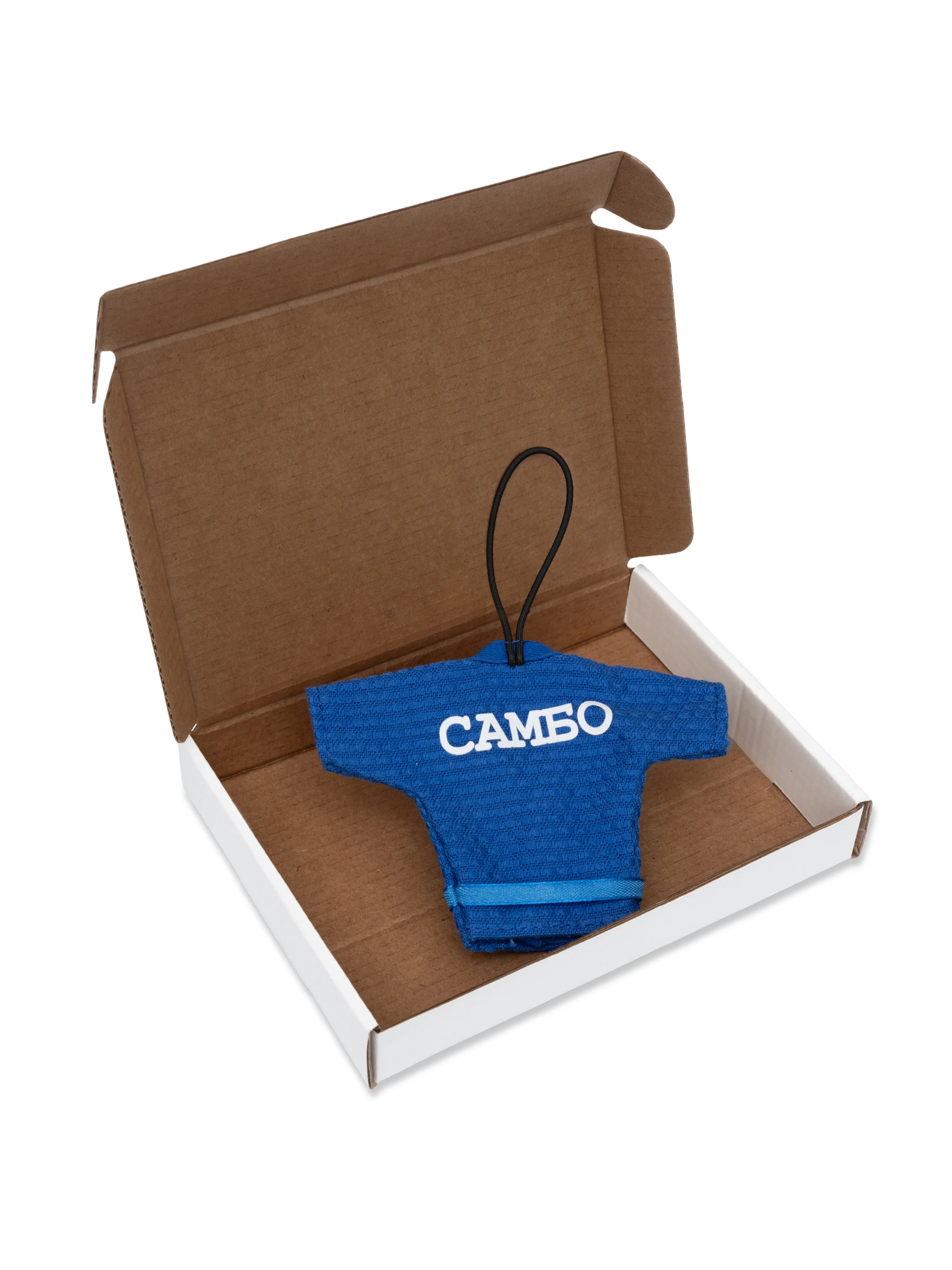 Синяя мини-курточка самбо в подарочном исполнении: демонстрация фирменной упаковки KAITOGI, решающей вопрос презентабельности