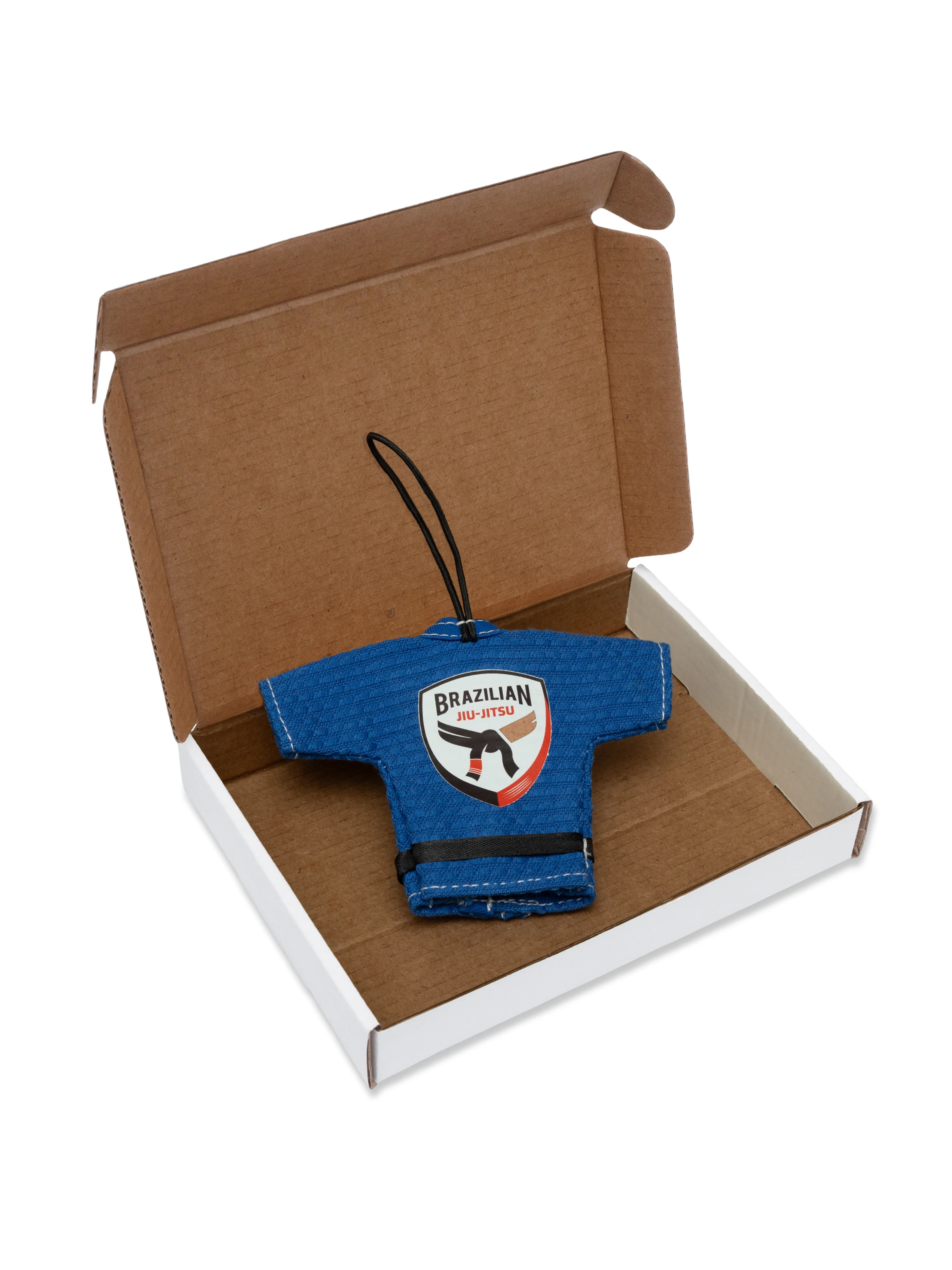 Мини-курточка BJJ с поясом в упаковке — «лекарство от боли» при поиске подарка со смыслом