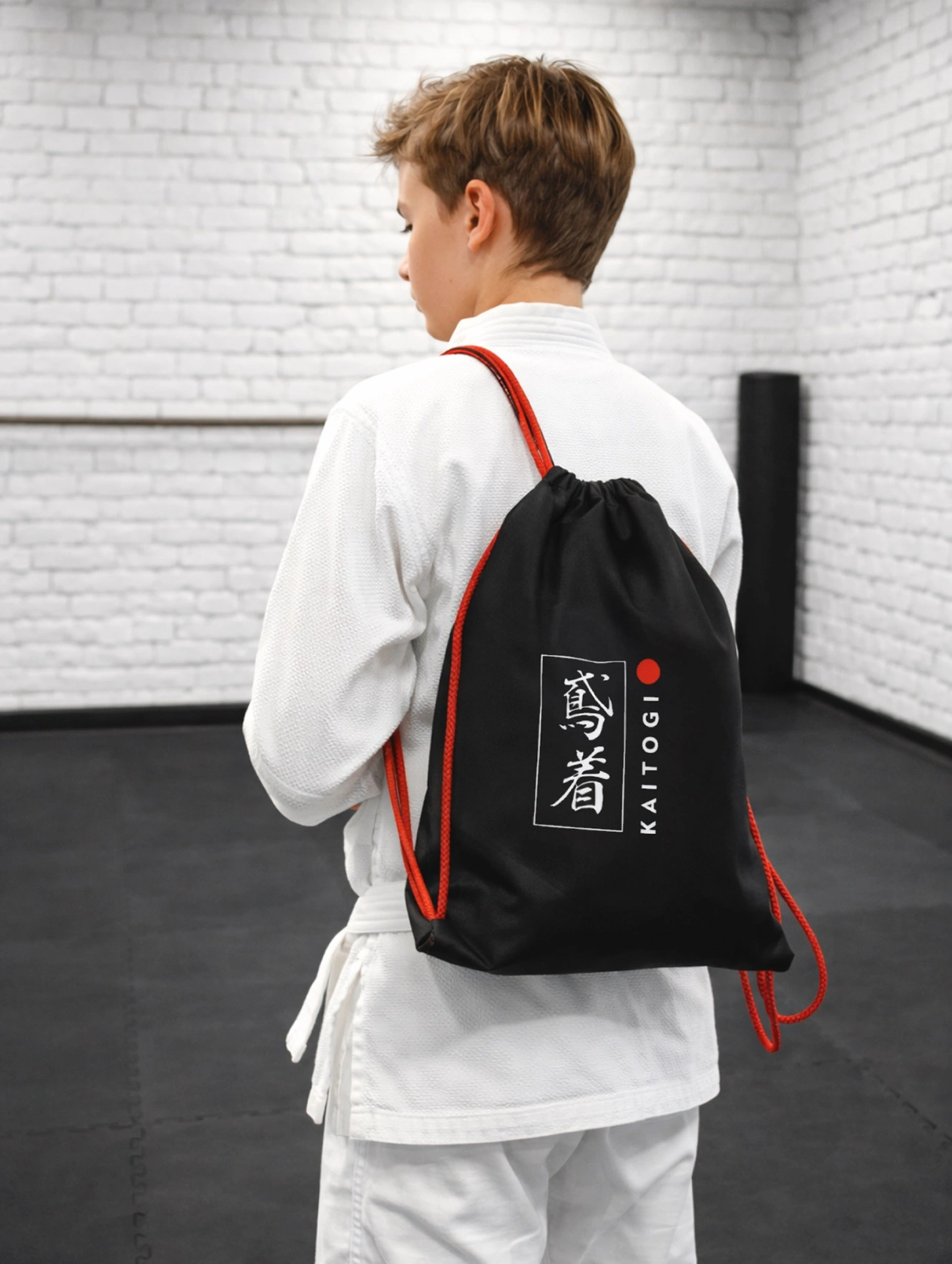 Спортивный мешок-рюкзак KAITOGI для тренировок с удобной ноской на спине