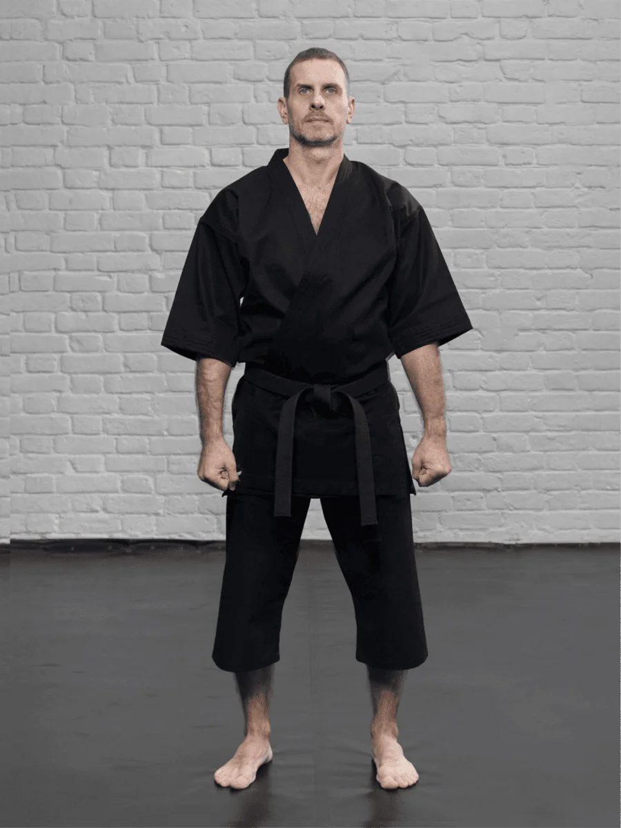 черное кимоно KAITOGI K2M4 для кумите и киокушинкай доги со штанами бриджами до середины голени