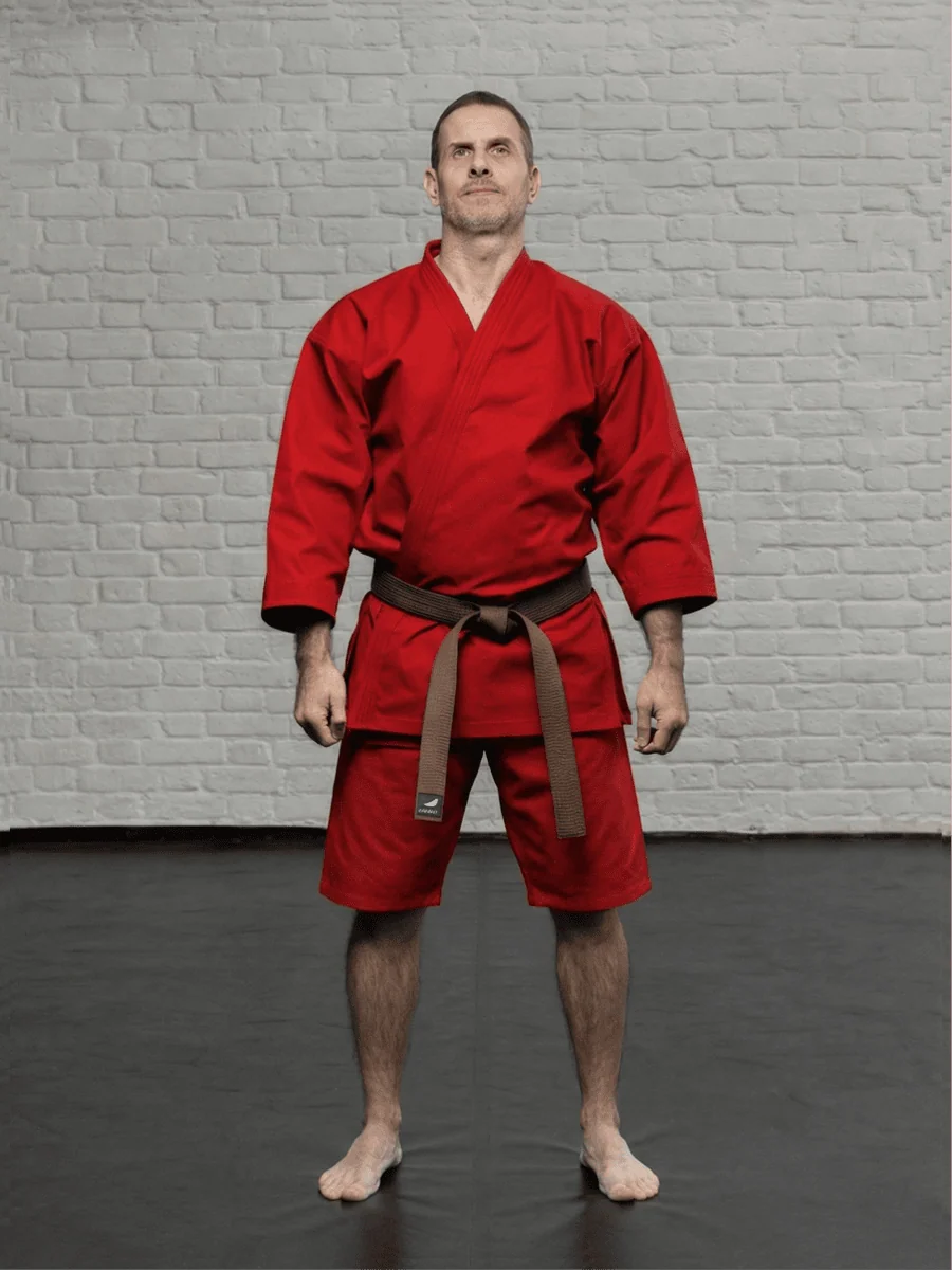 красное кимоно KAITOGI K3M5 для карате и кумите доги с коротким подолом и укороченными штанами