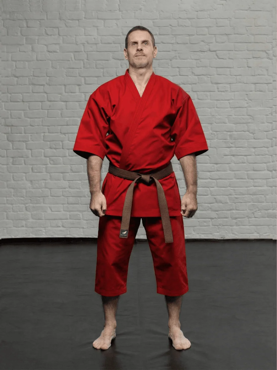 красное кимоно KAITOGI K4M4 для карате и кумите доги с коротким подолом и штанами бриджами