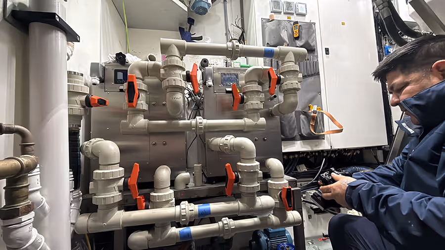 plastic chiller system