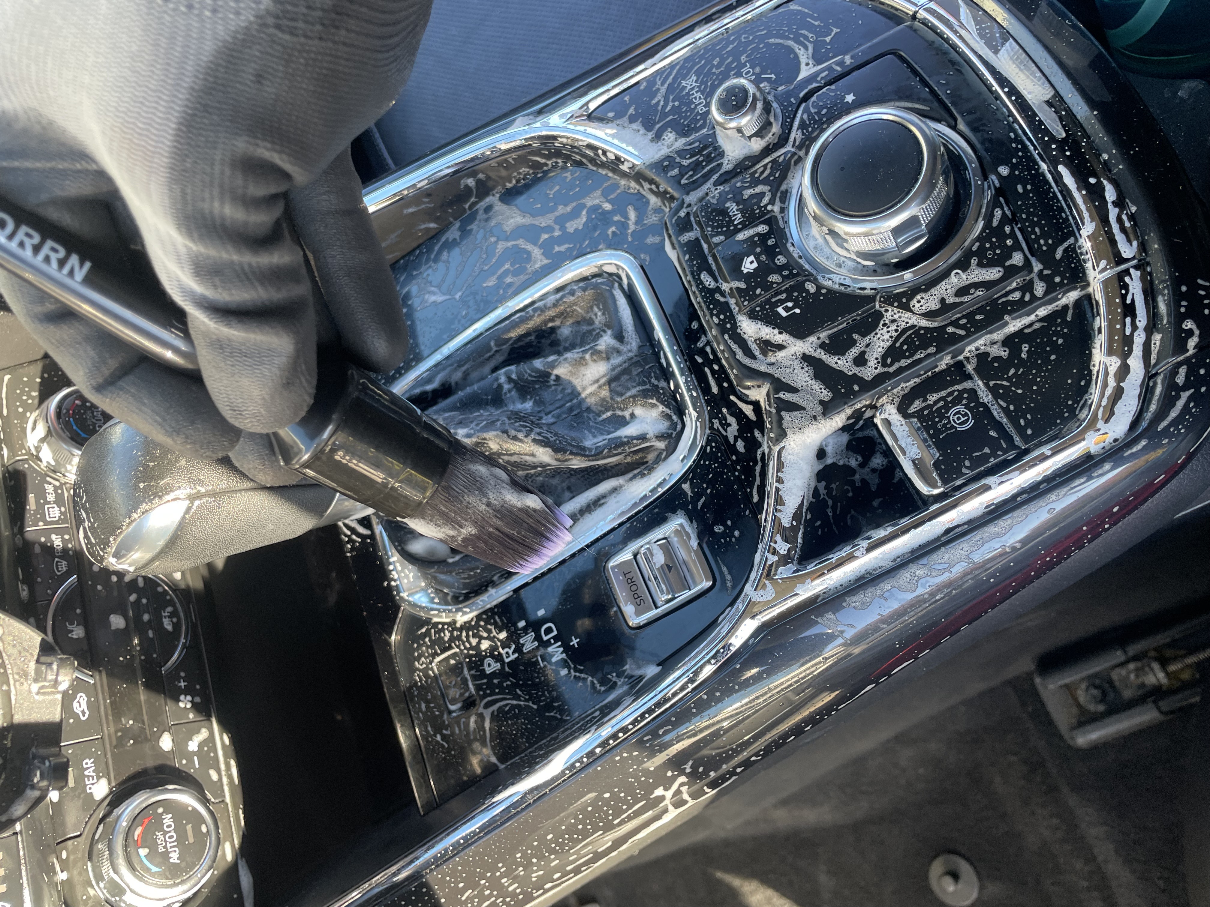 image of air conditioning repair (for an automotive service)