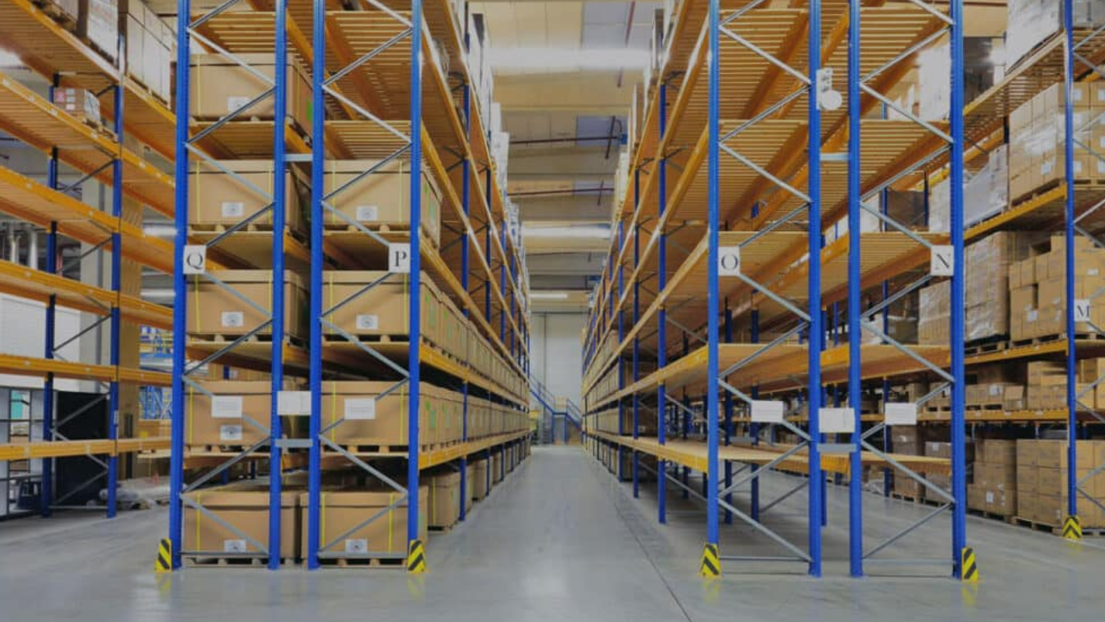 What Factors Affect the Weight Capacity of Pallet Racks?