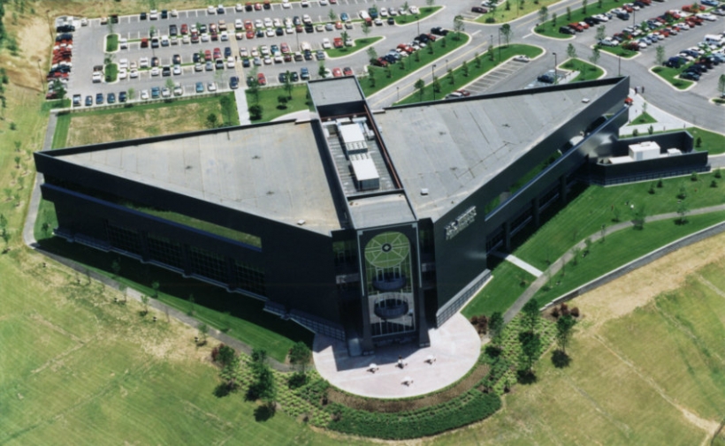 Aerial view of Headquarters exterior of US Xpress in Chattanooga, TN, constructed by Bock Construction.