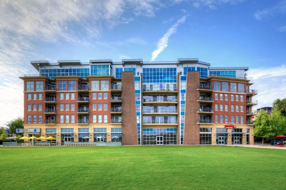 Front view of River Pier Landing residential development in Chattanooga, TN, constructed by Bock Construction.