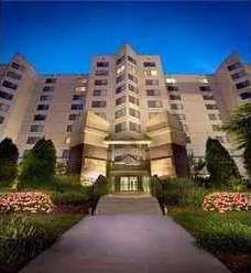 Front view of the fully renovated West End Place high-rise in Nashville, TN, renovated by Bock Construction.