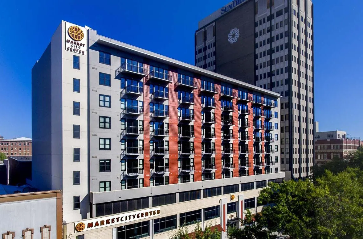 Building view of Market City Center mixed-use apartment complex in Chattanooga, TN, constructed by Bock Construction.
