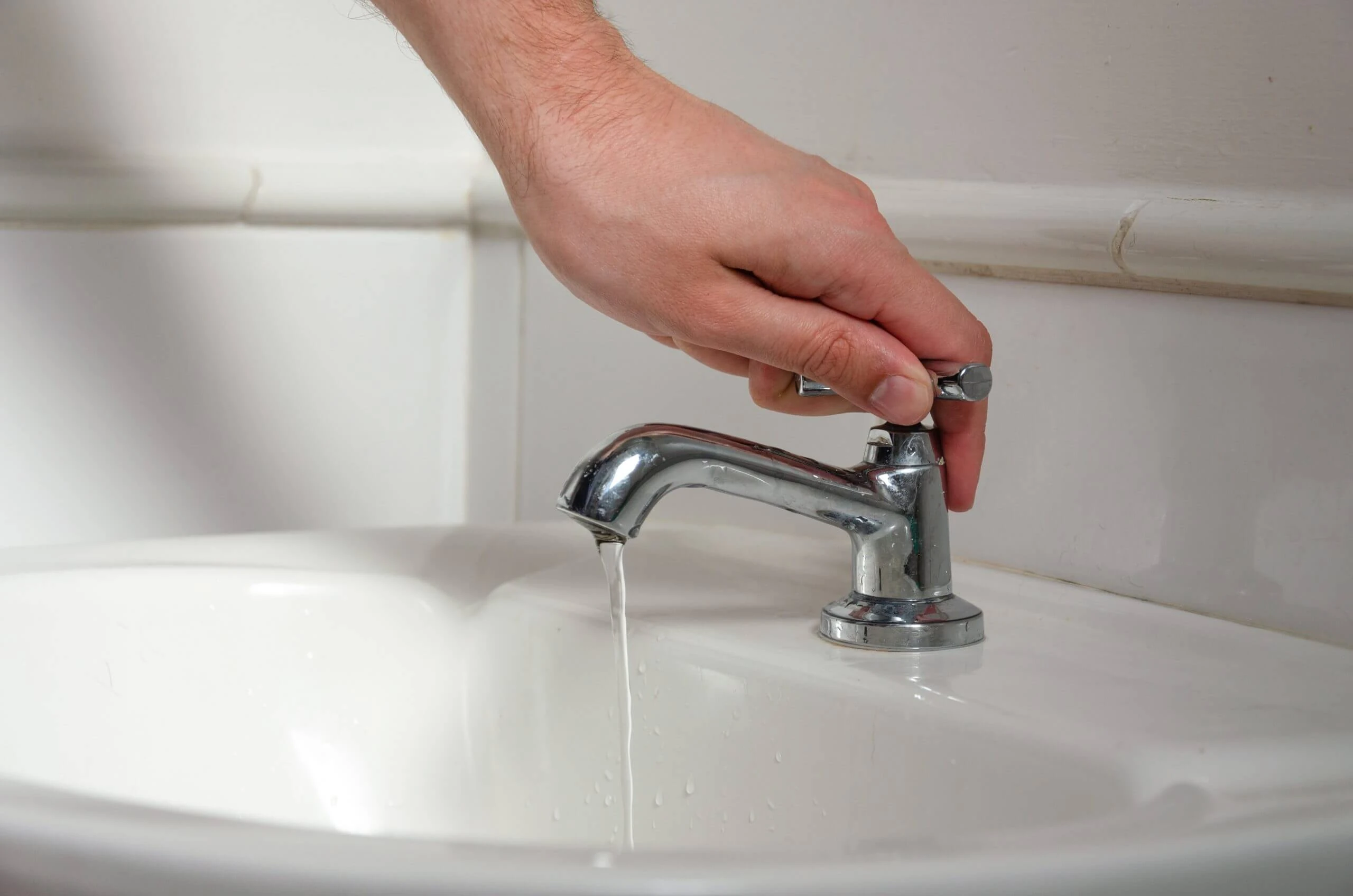 Turning off sink faucet