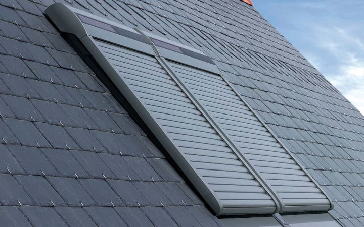 image of roof being repaired