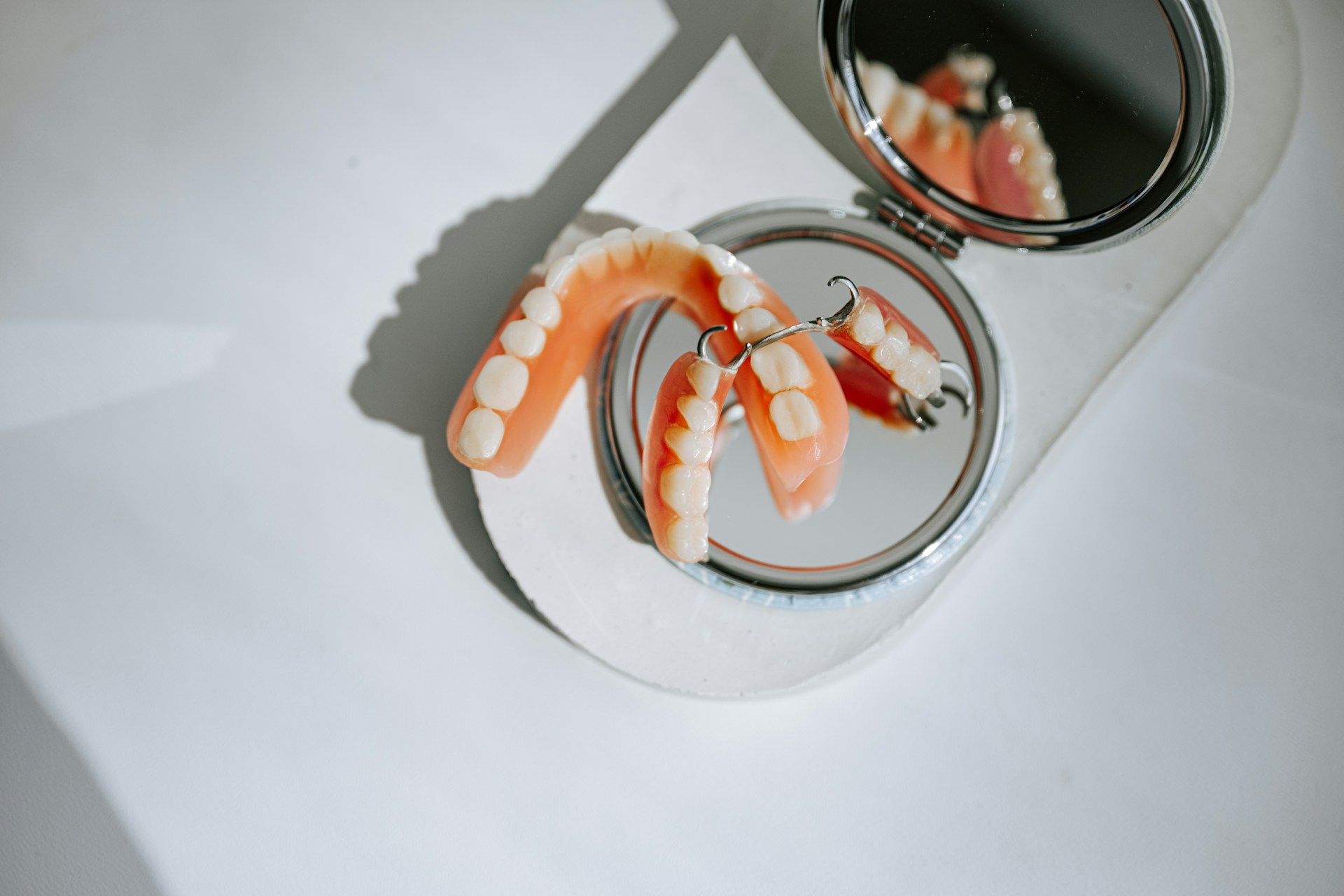 Signs Your Dentures Need a Pro Dentist in Granbury