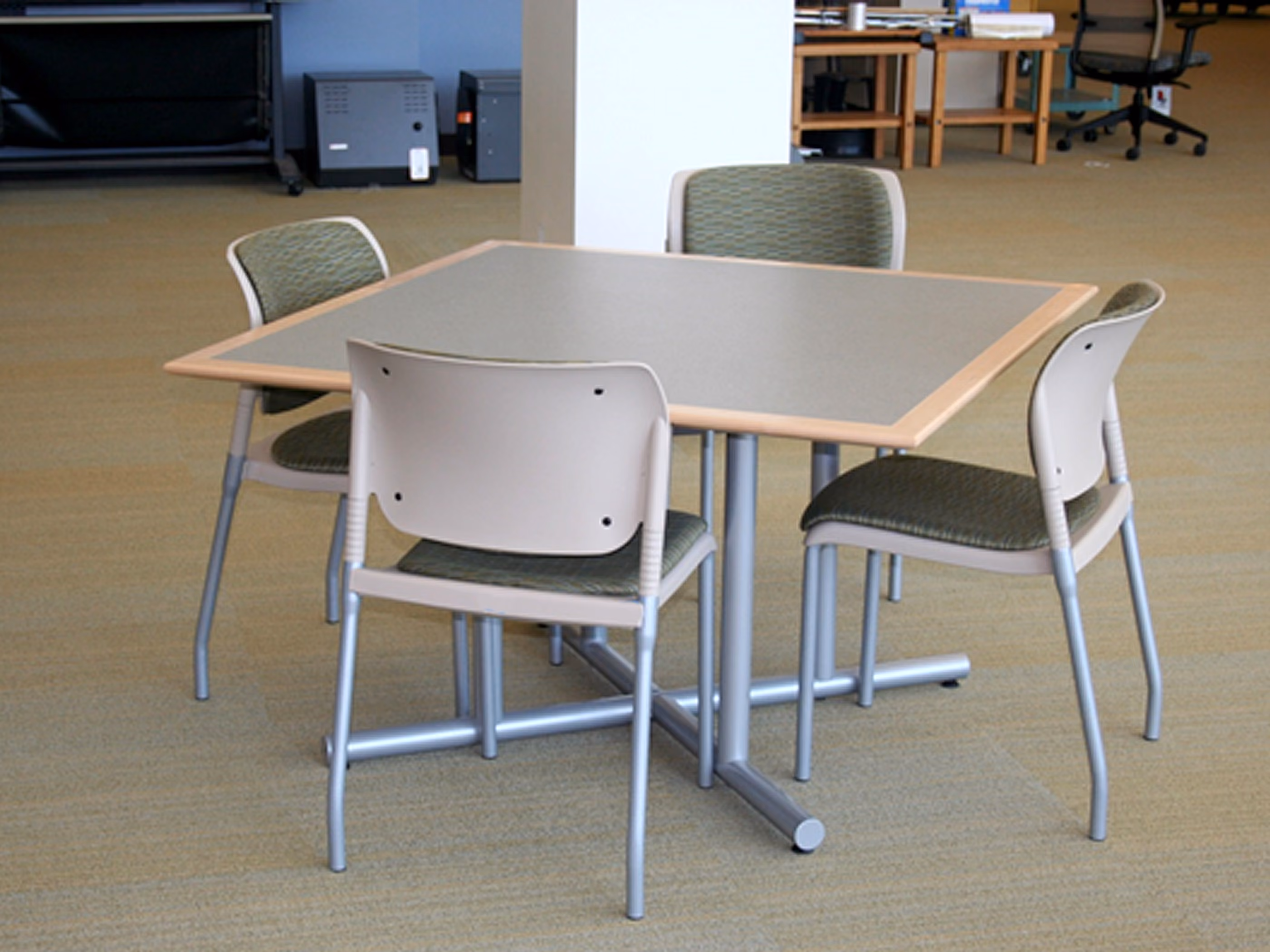 Extol Performance Table gallery view 13