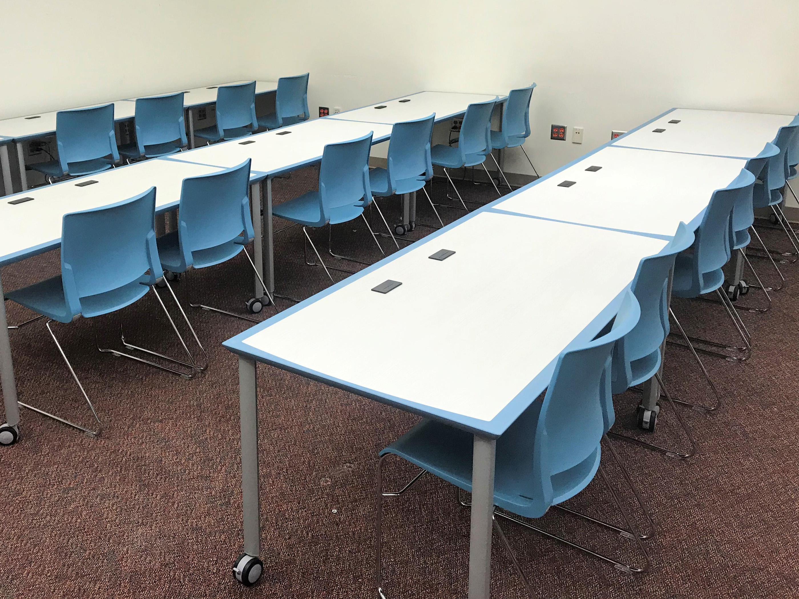 Clara Classroom Table gallery view 8