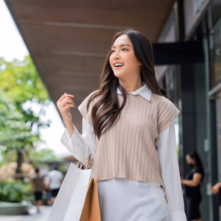 Young woman shopping centre