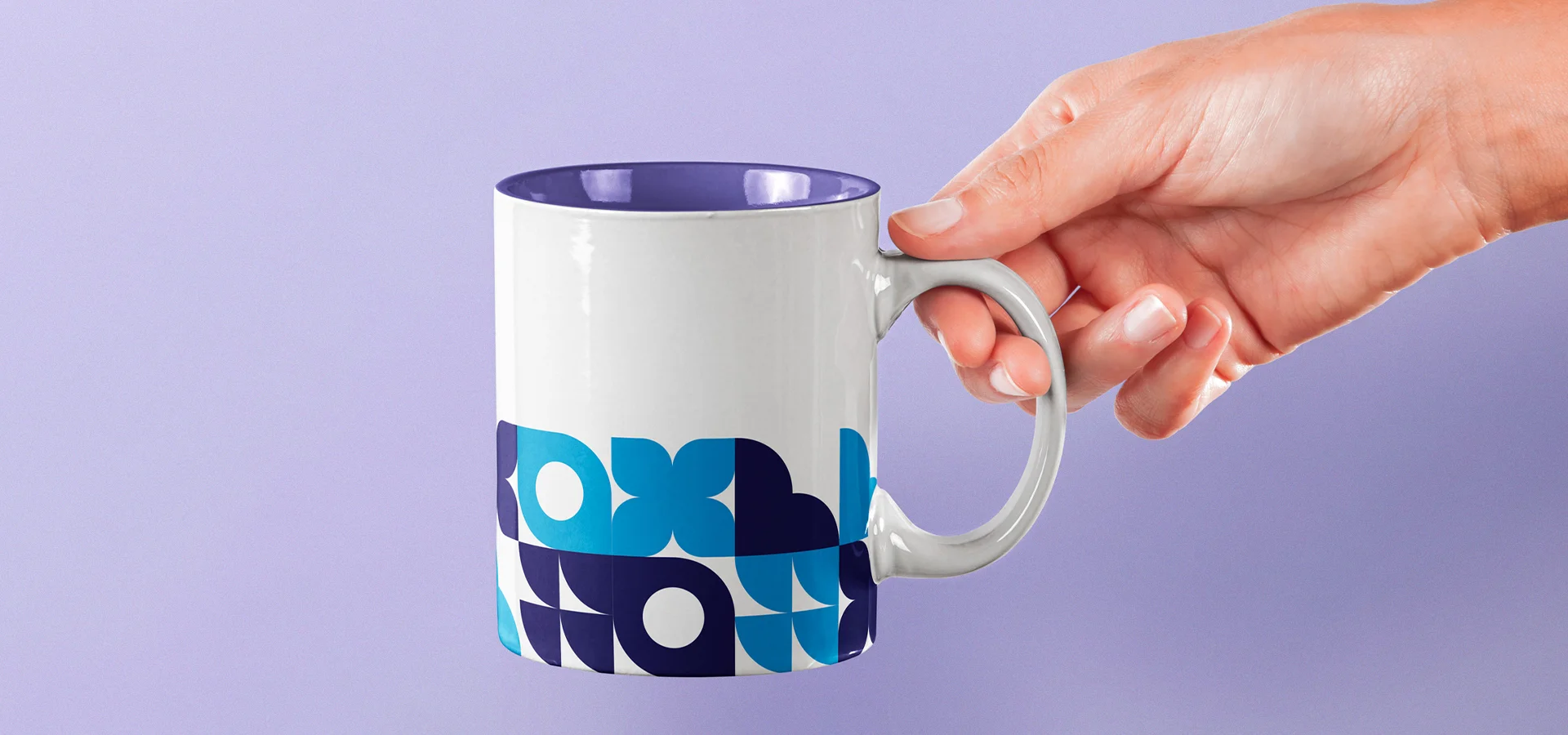 Taza con naming y rediseño de marca para Bariance con premio Anuaria México y CLAP por Aditivo Agencia en Guadalajara México