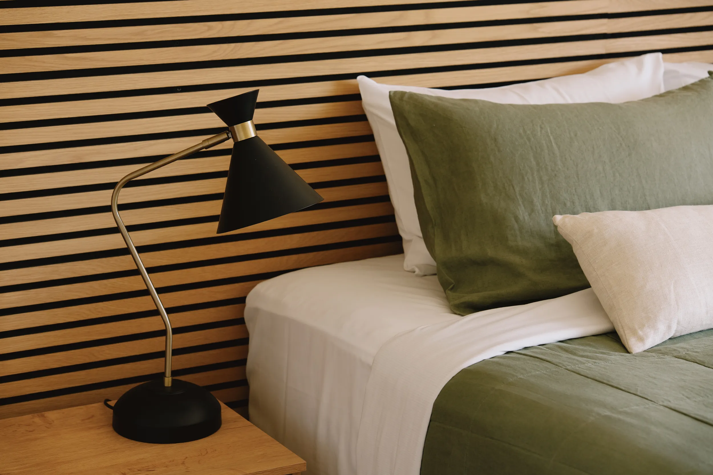 Mountain View Room bedside