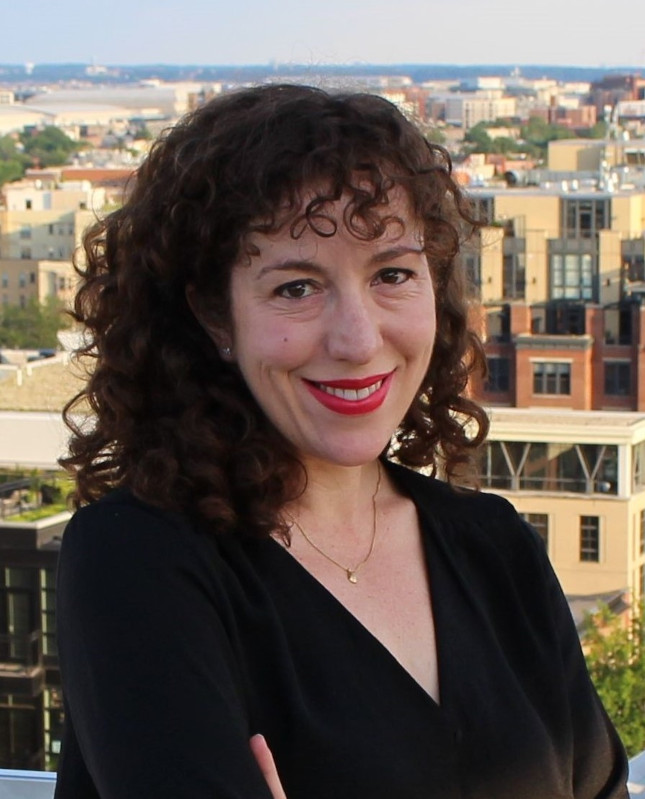 Photo of Julie Saltman