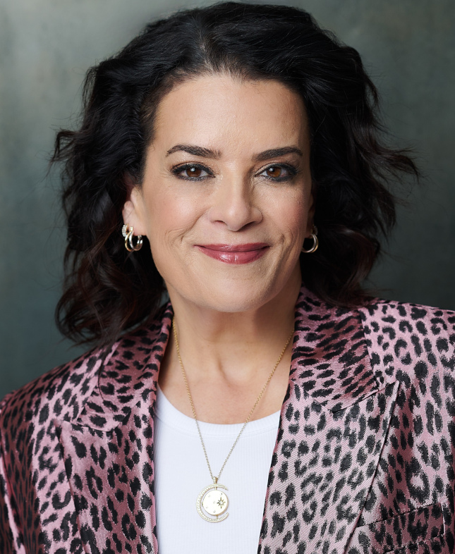 Photo of Jess Weiner