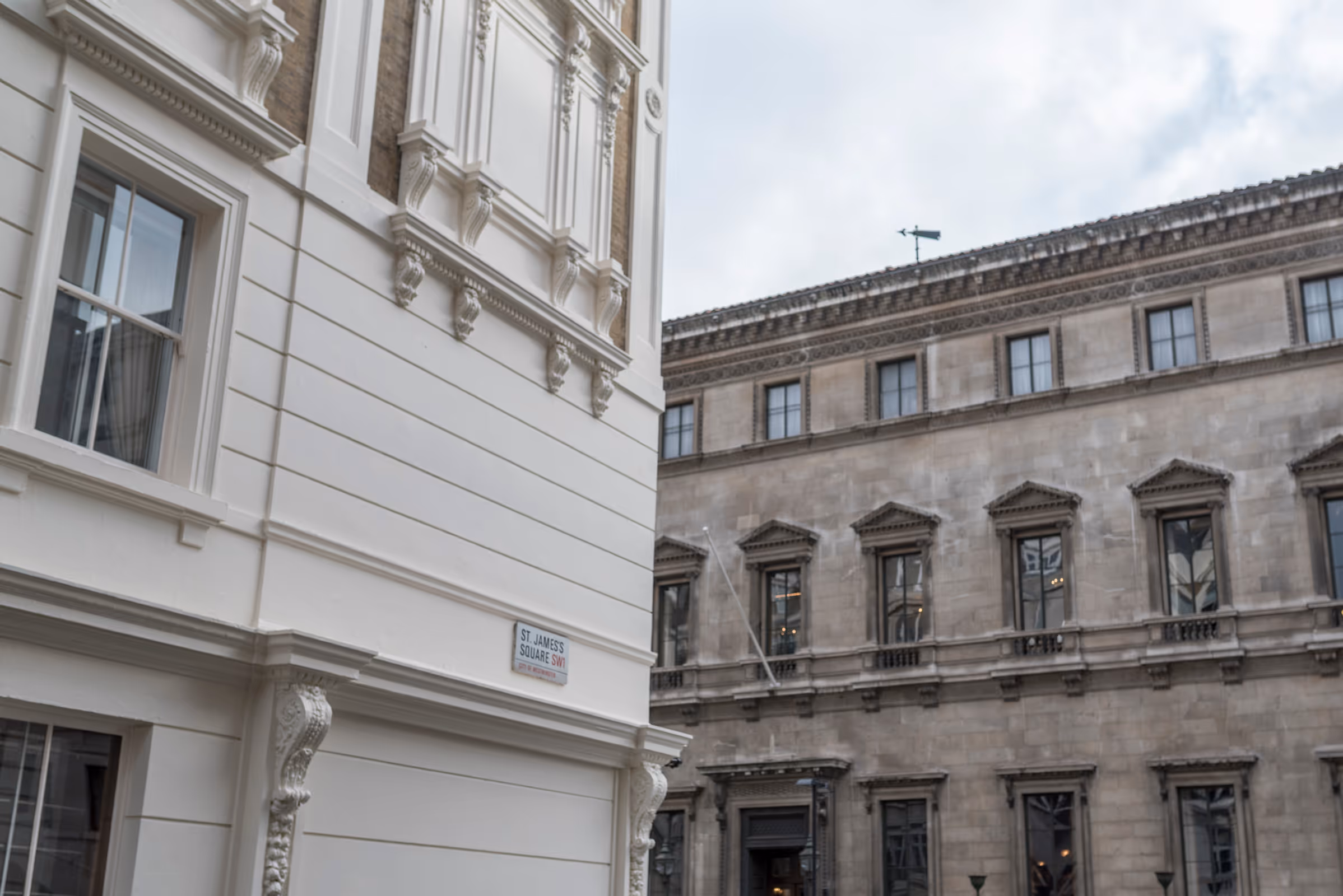 Stucco façade painting and restoration by Bellefair in Knightsbridge, London