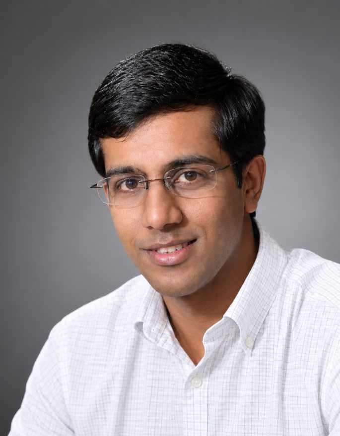 Akhil Krishna, founder and product designer at GeniYes Life and creator of the Sleepmaxxer integrated sleep and breathing mask