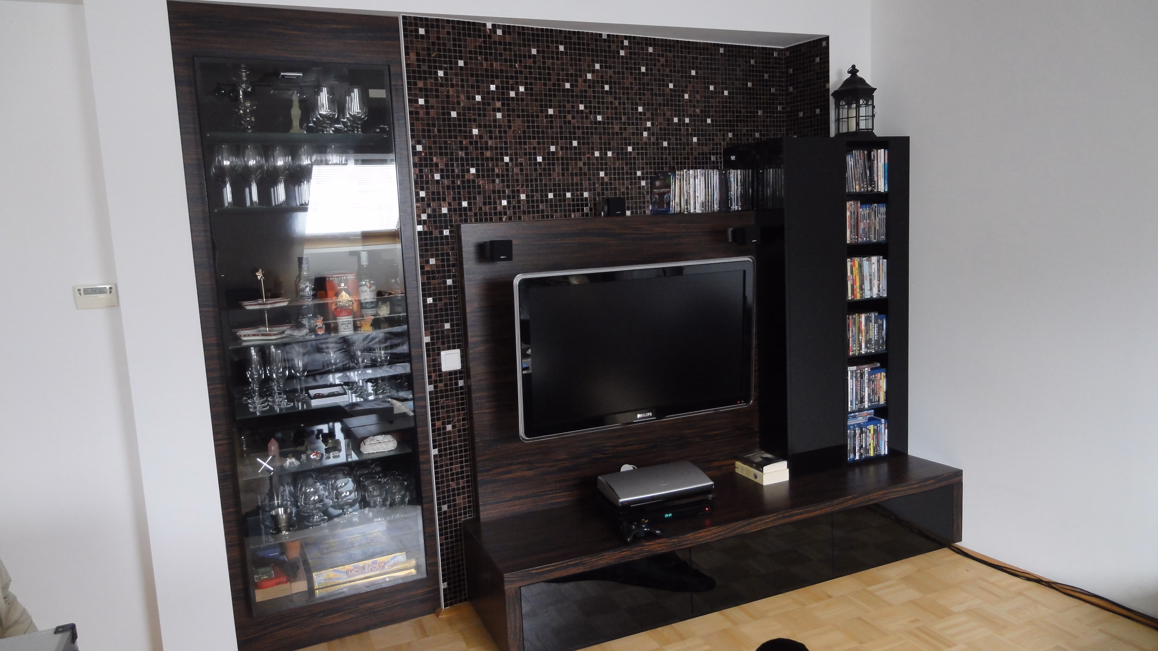 Wohnzimmer schwarz Hochglanz & Makassar