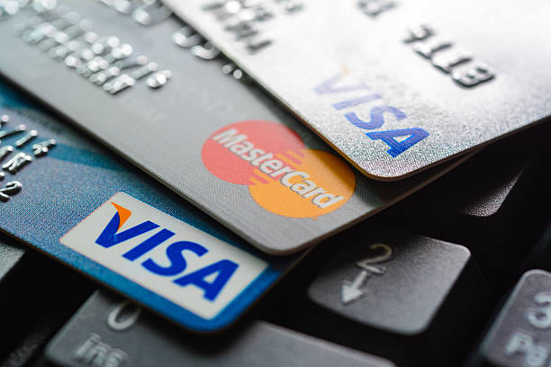 How Many Credit Cards Should You Have? Find Out Now! Bright