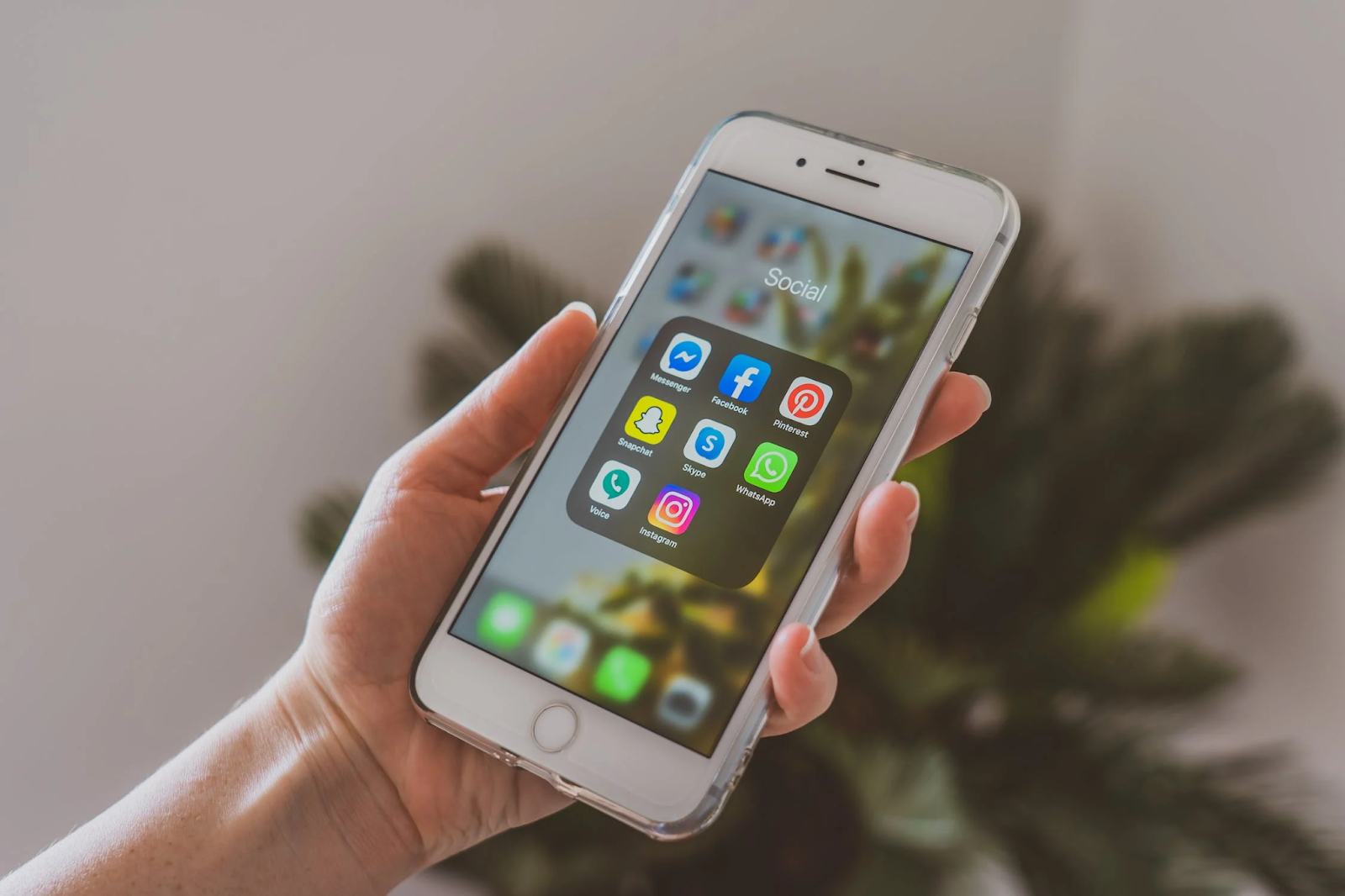 Apps that provide fast access to fund || Bright app to get out of Debt