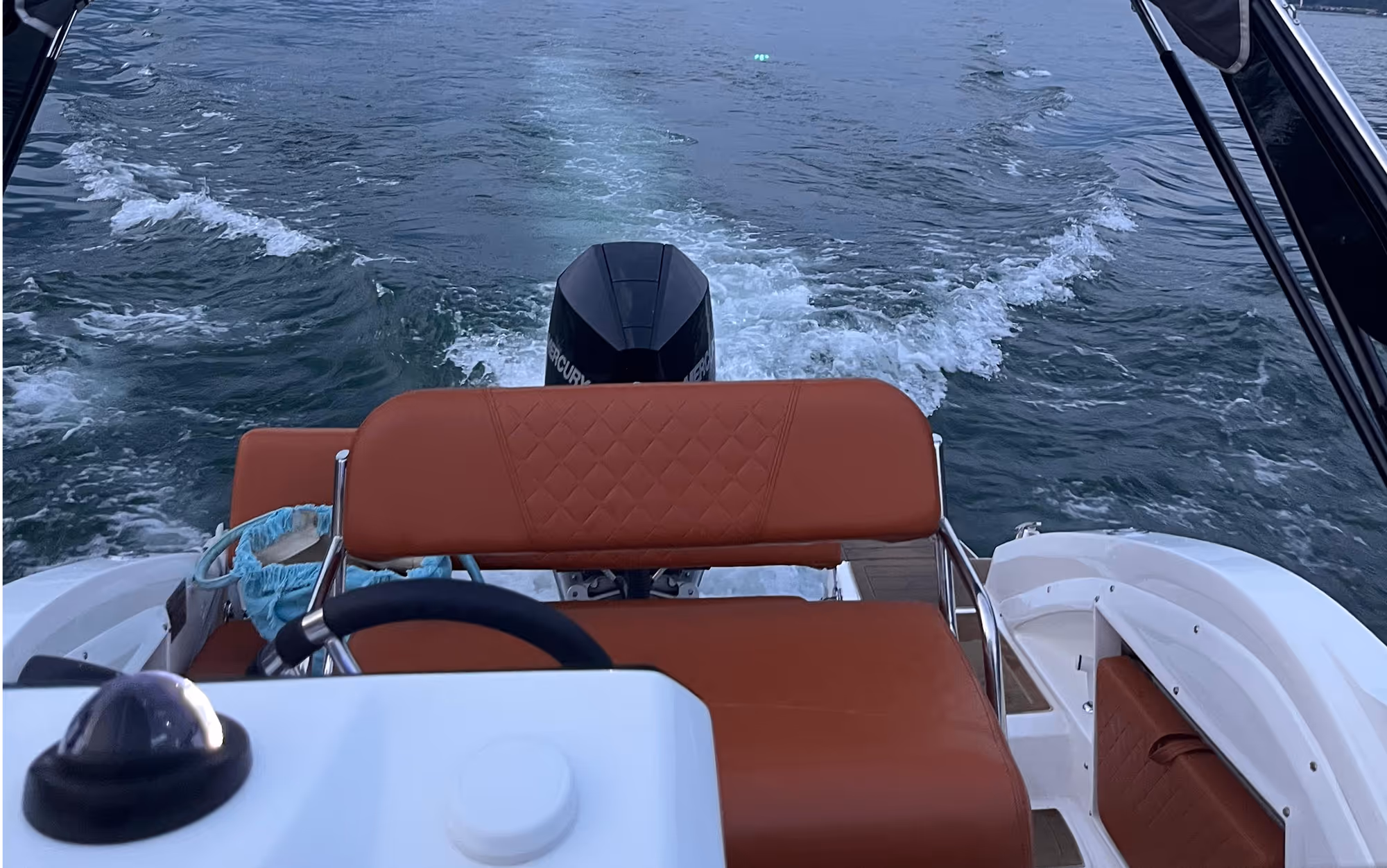 Private and sharing boat tours on lake Como, Italy. Nessi boat