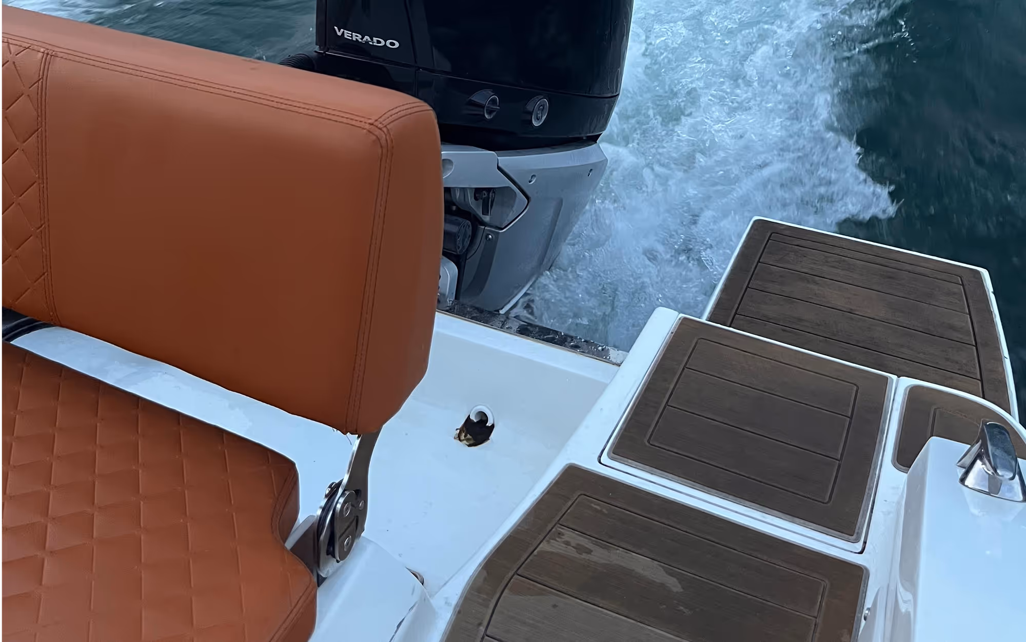 Private and sharing boat tours on lake Como, Italy. Nessi boat