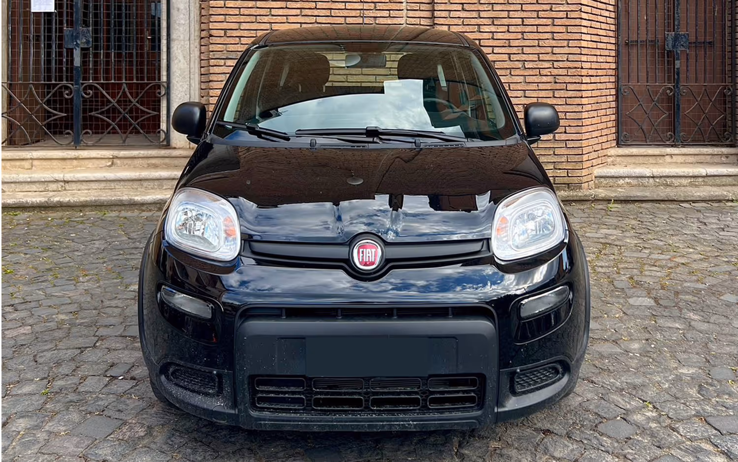 Rent car in Como. Fiat Panda