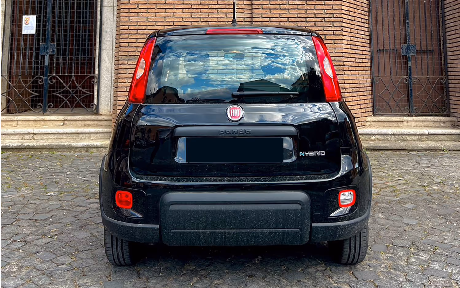 Rent car in Como. Fiat Panda