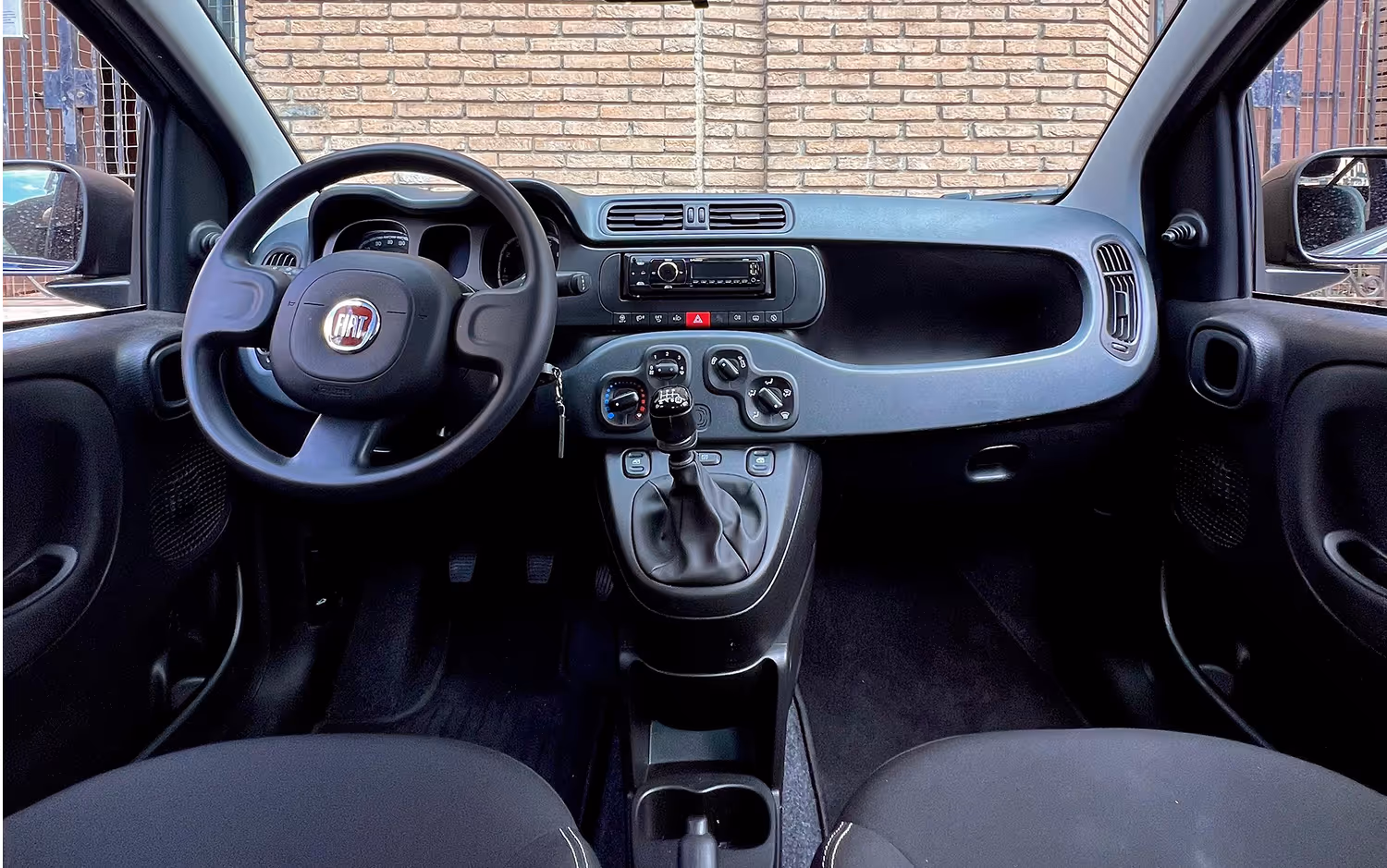 Rent car in Como. Fiat Panda