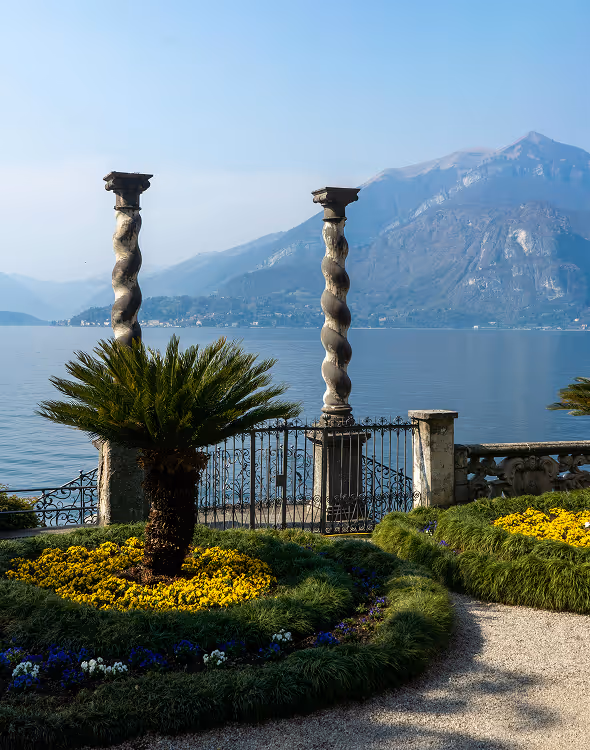 Rent car in Como, Italy