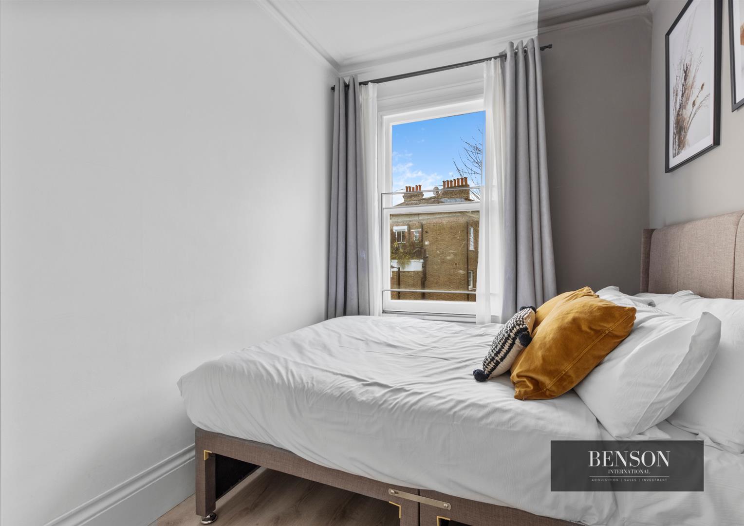 Flat D, 107, Shirland Road