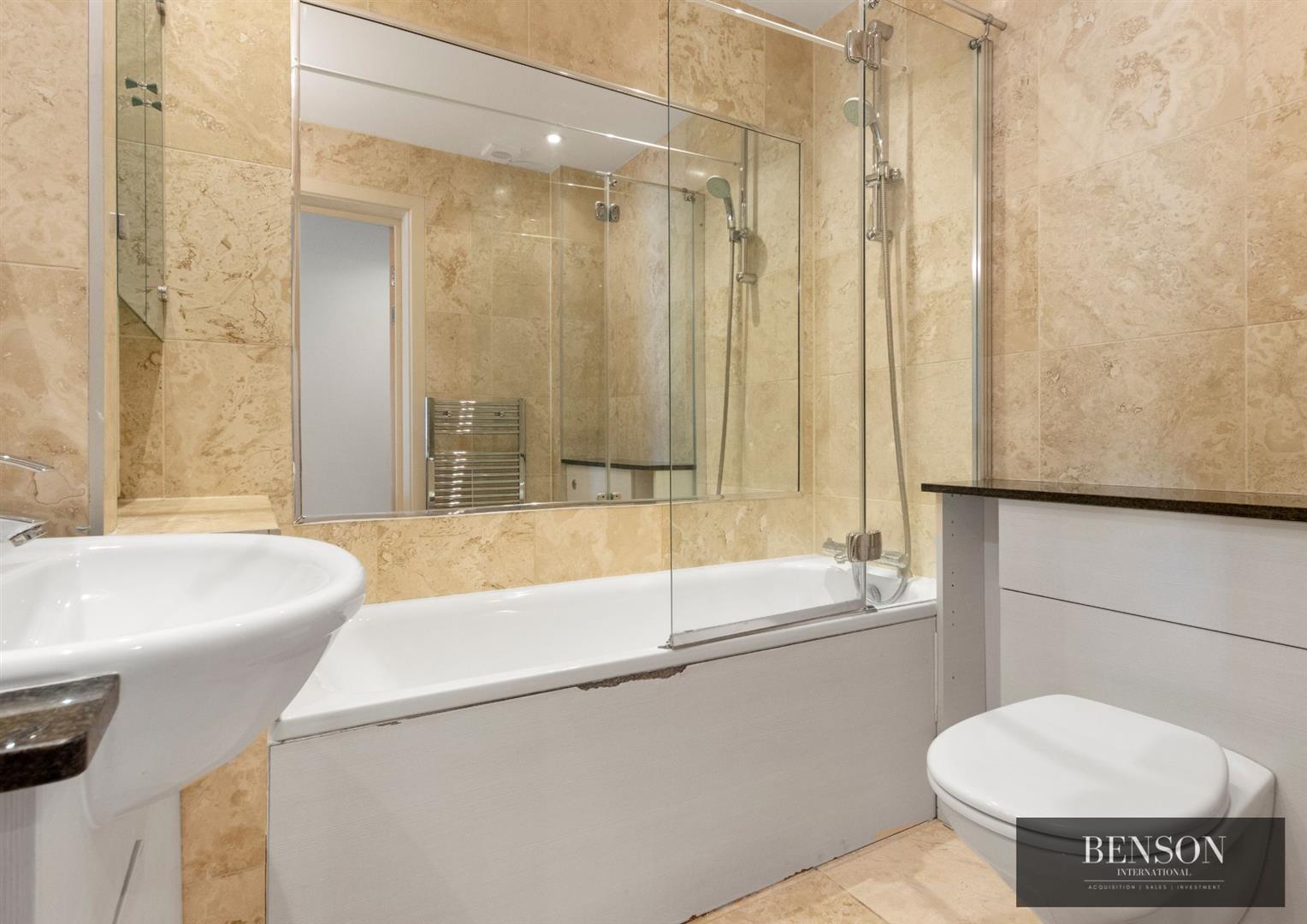 Flat 6, Grasmere Court, Holders Hill Gardens