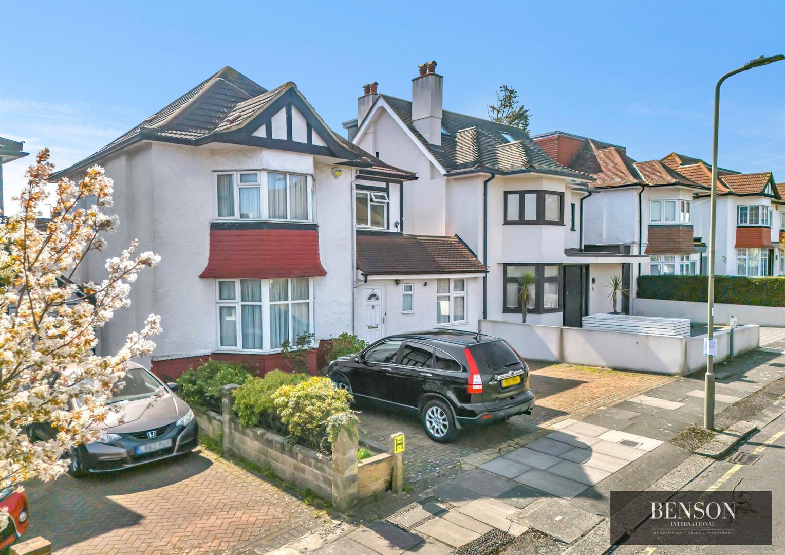 7, Elliot Road