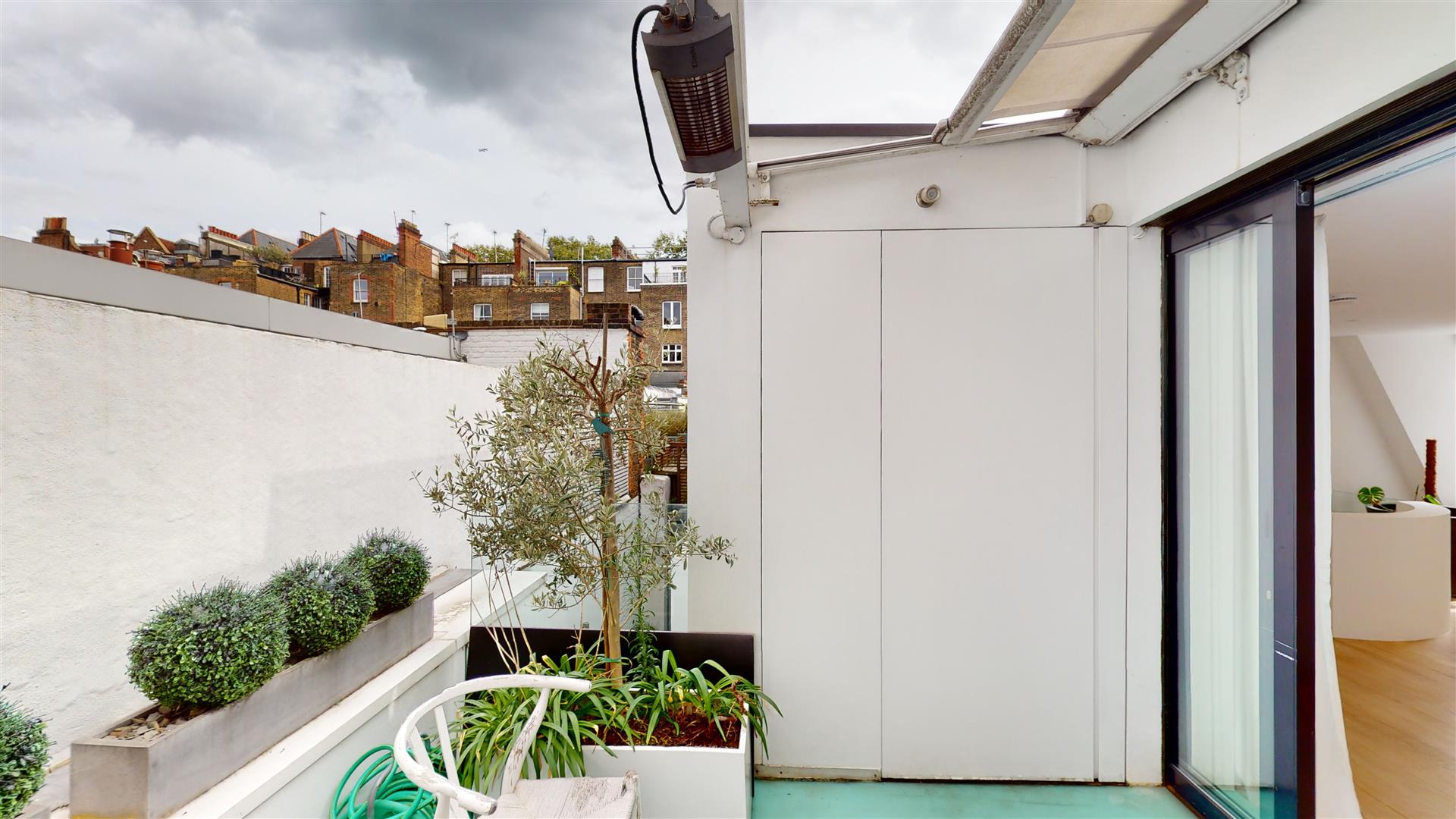 24, Hesper Mews
