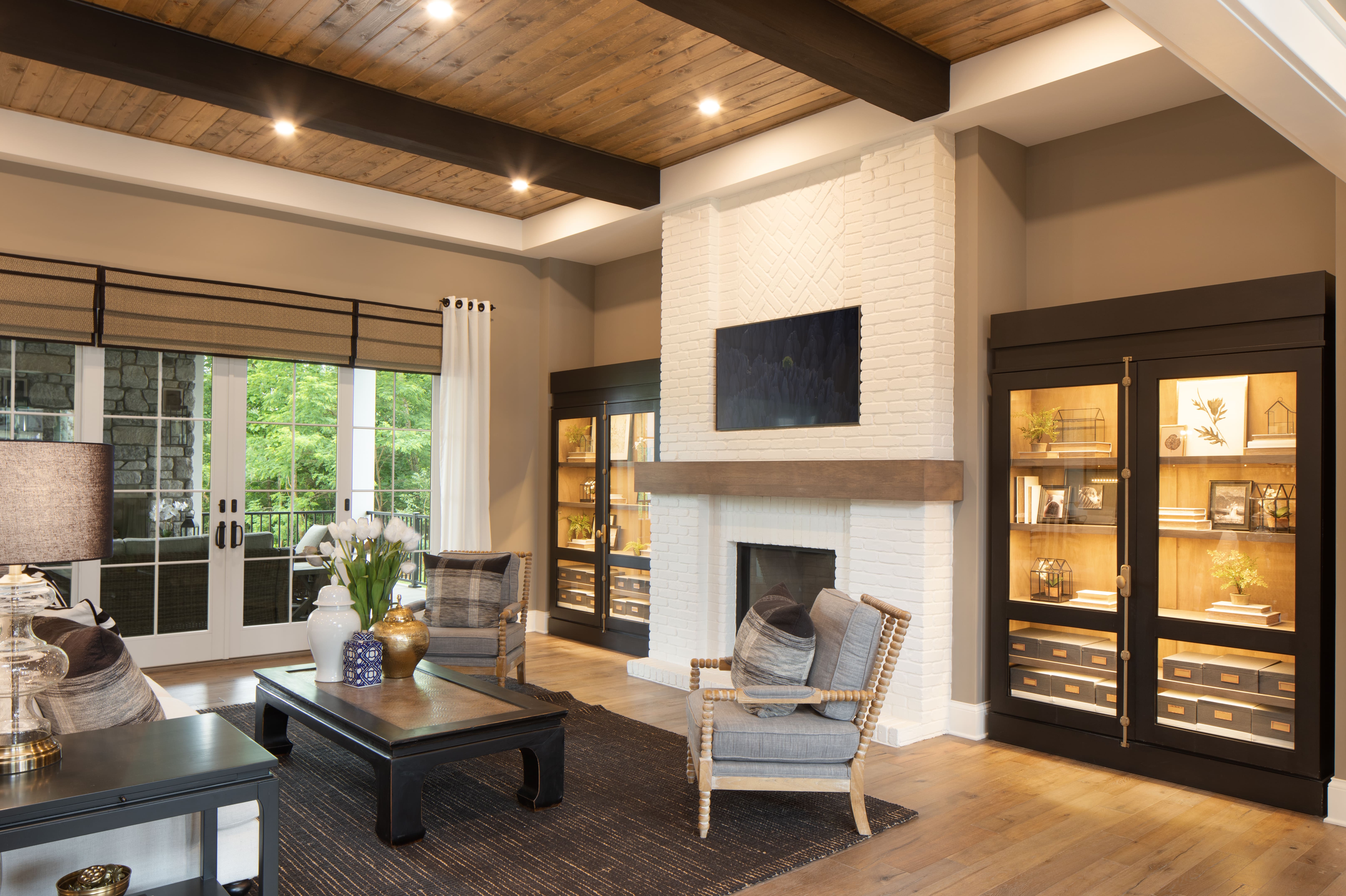 A visual element representing audio systems with an icon and text label.