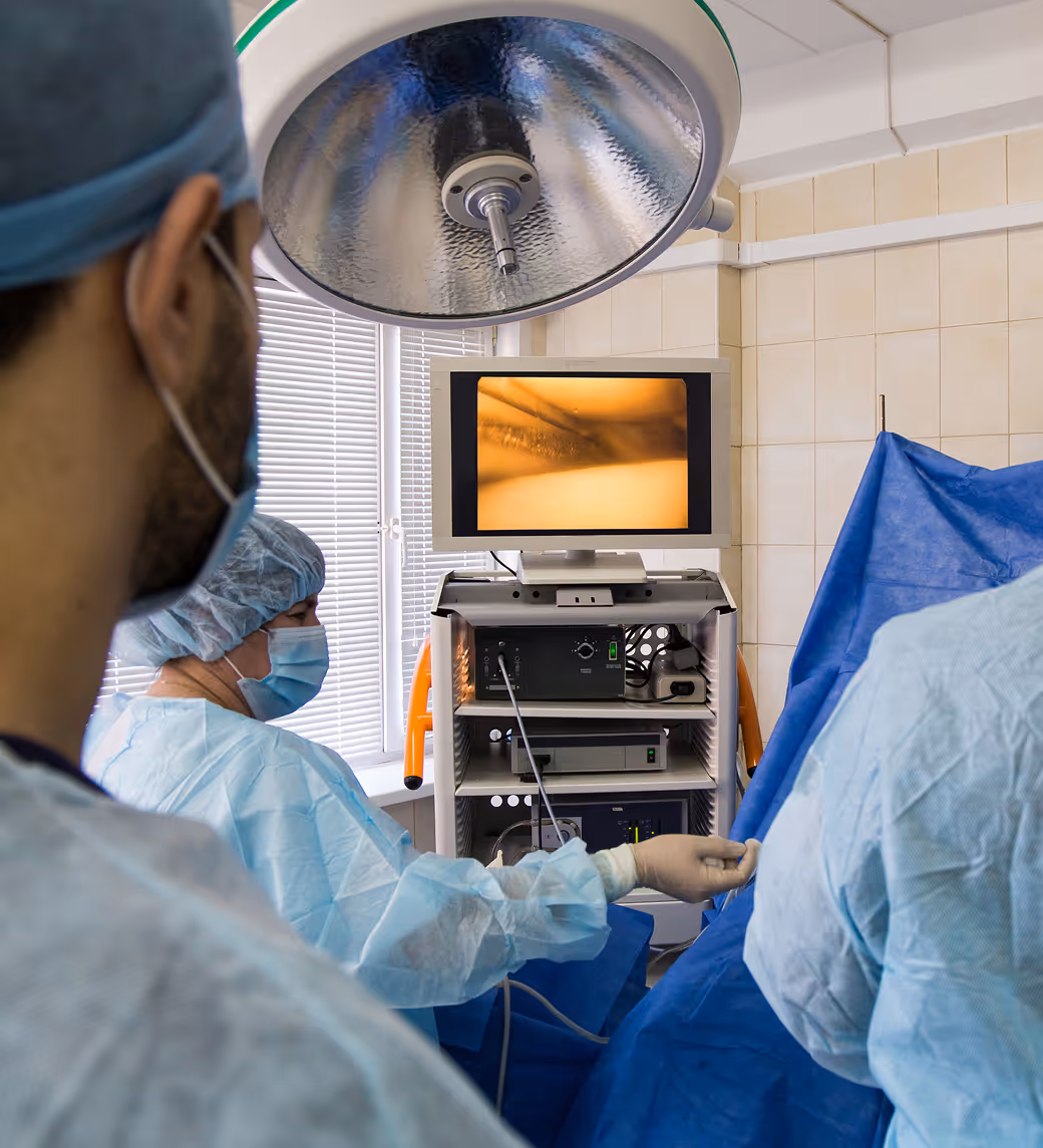 Los Angeles surgeons use less invasive foot and ankle arthroscopy for faster recovery and less trauma.