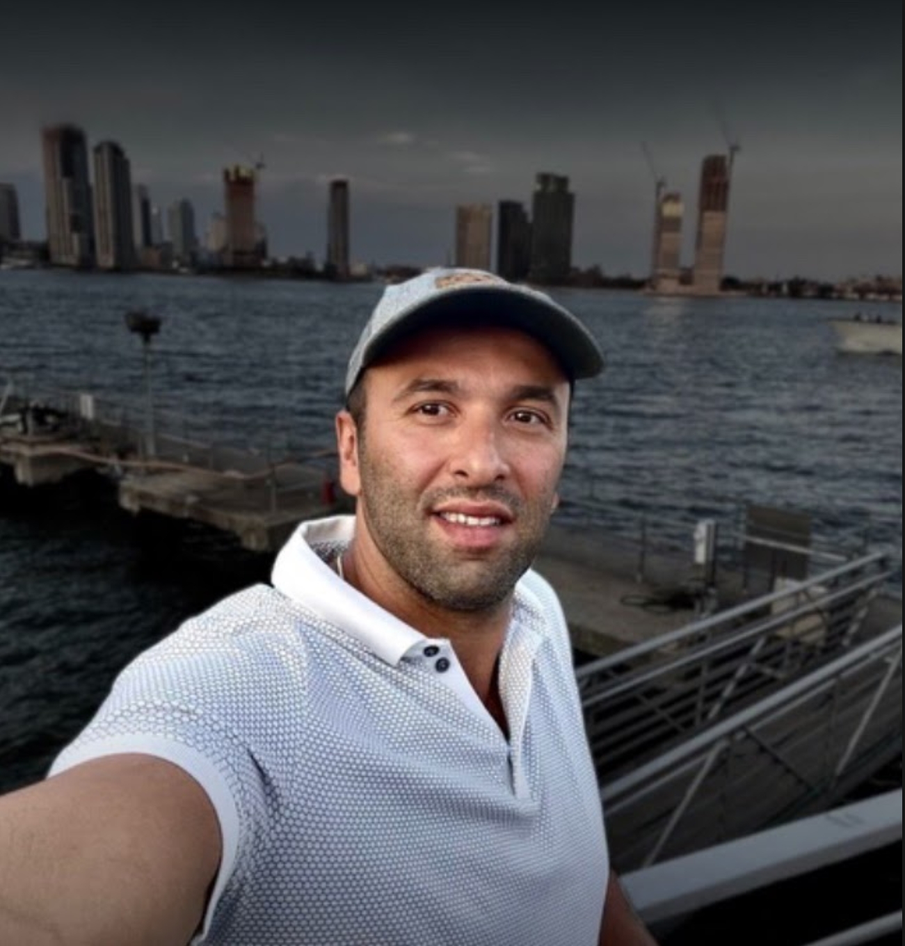 Photo of Remy P, Real Estate Agent