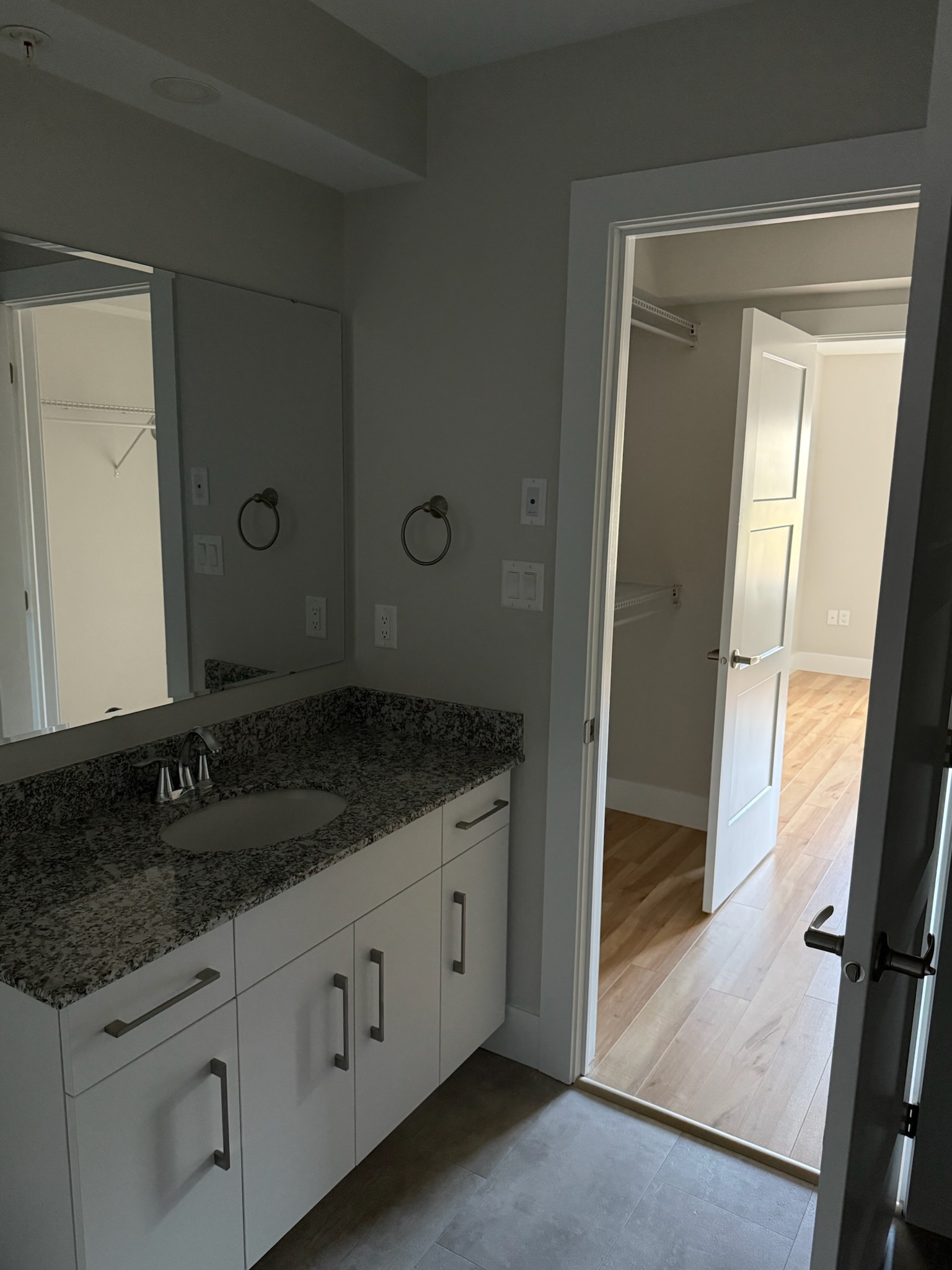 Actual available unit photo