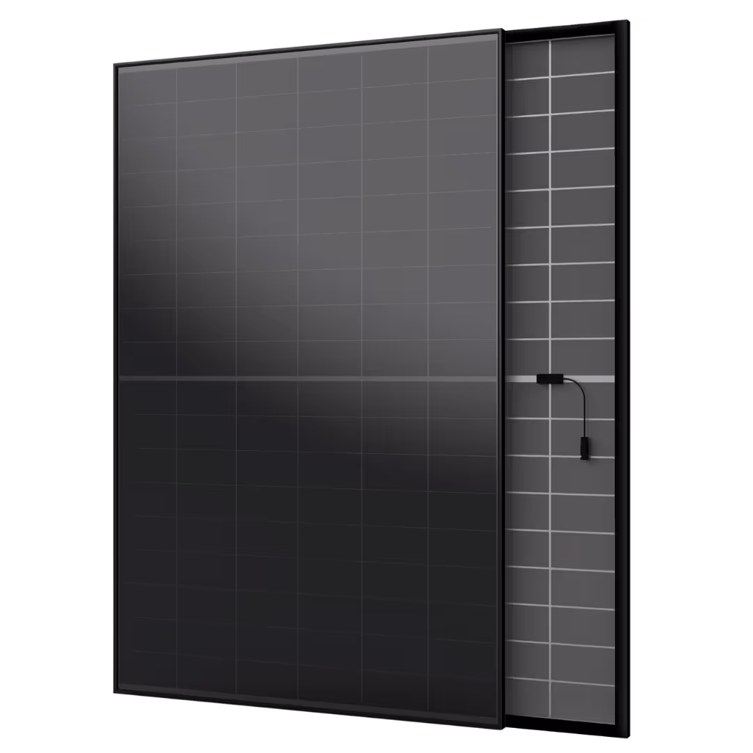 Schwarzes Solarpanel mit quadratischem Raster und Anschluss