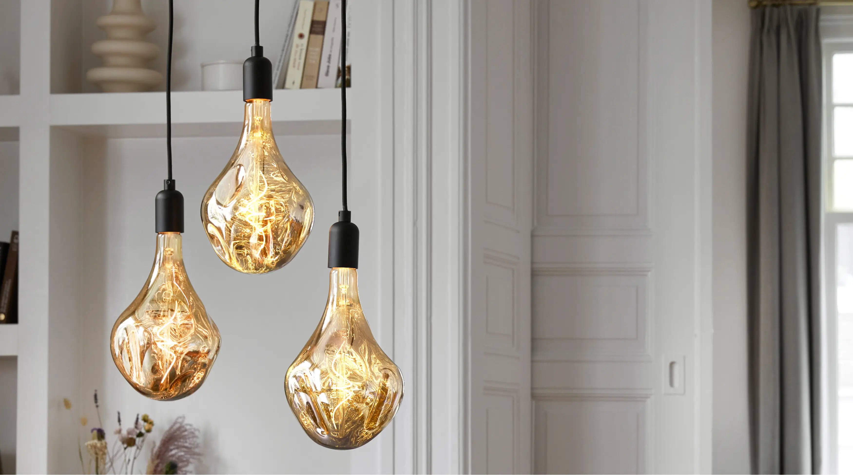 Calex Decorative Products