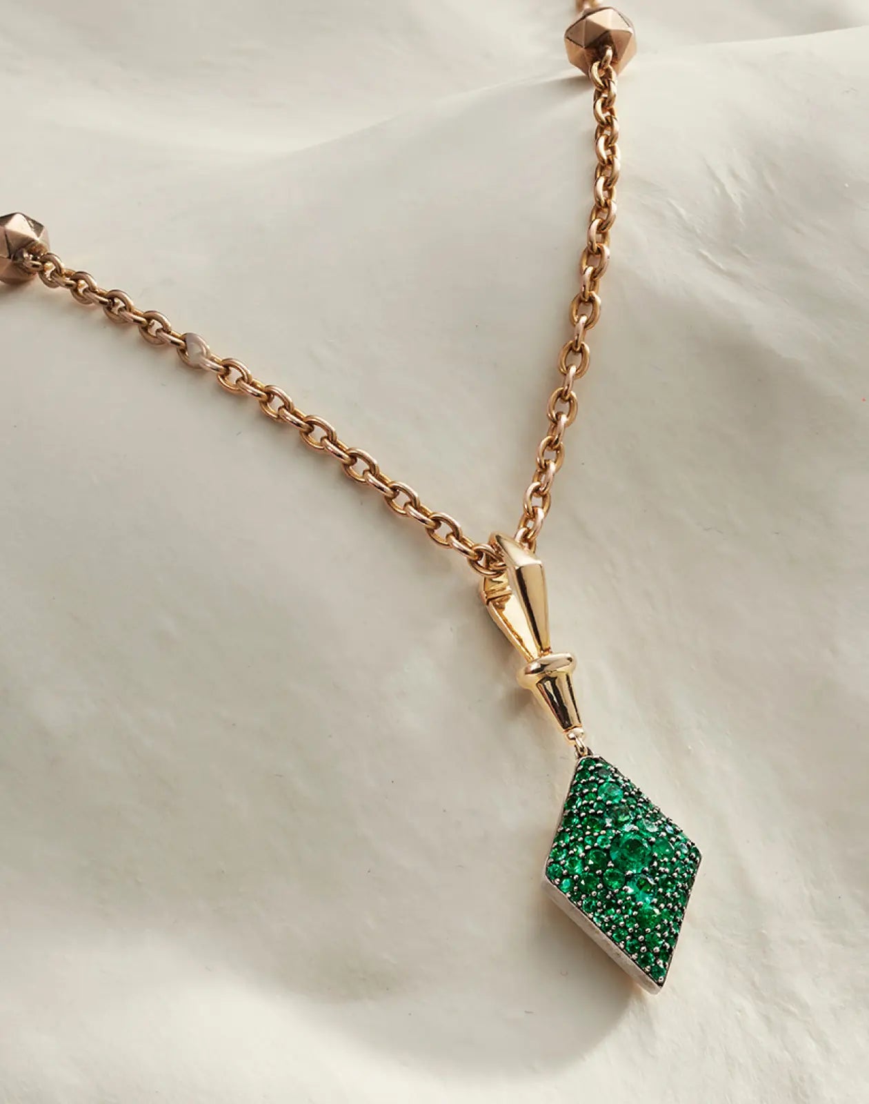 Facet green pendant.