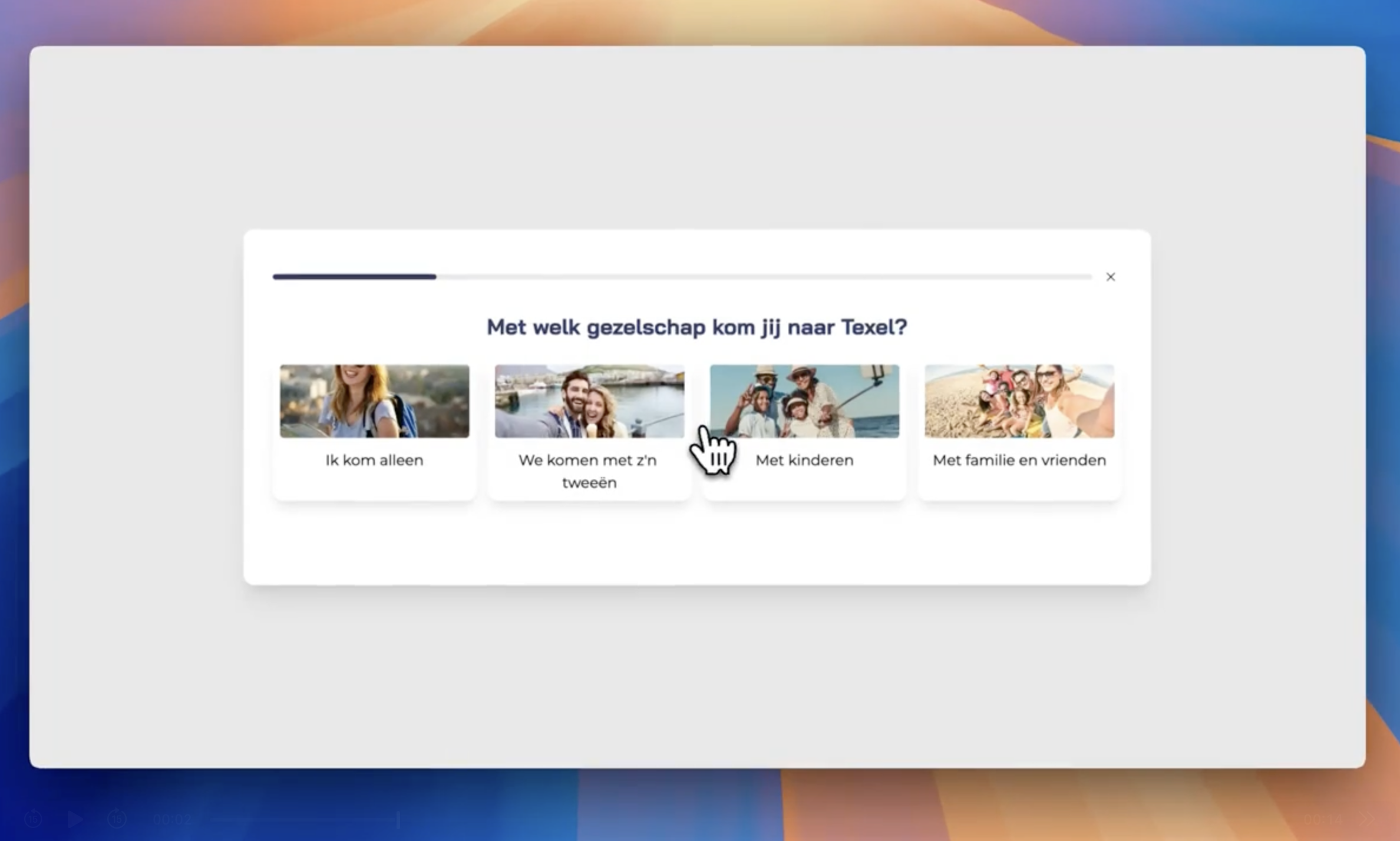 Screen showing a survey question in Dutch asking 'With which company do you come to Texel?' with four answer options accompanied by images: alone, as a couple, with children, or with family and friends.
